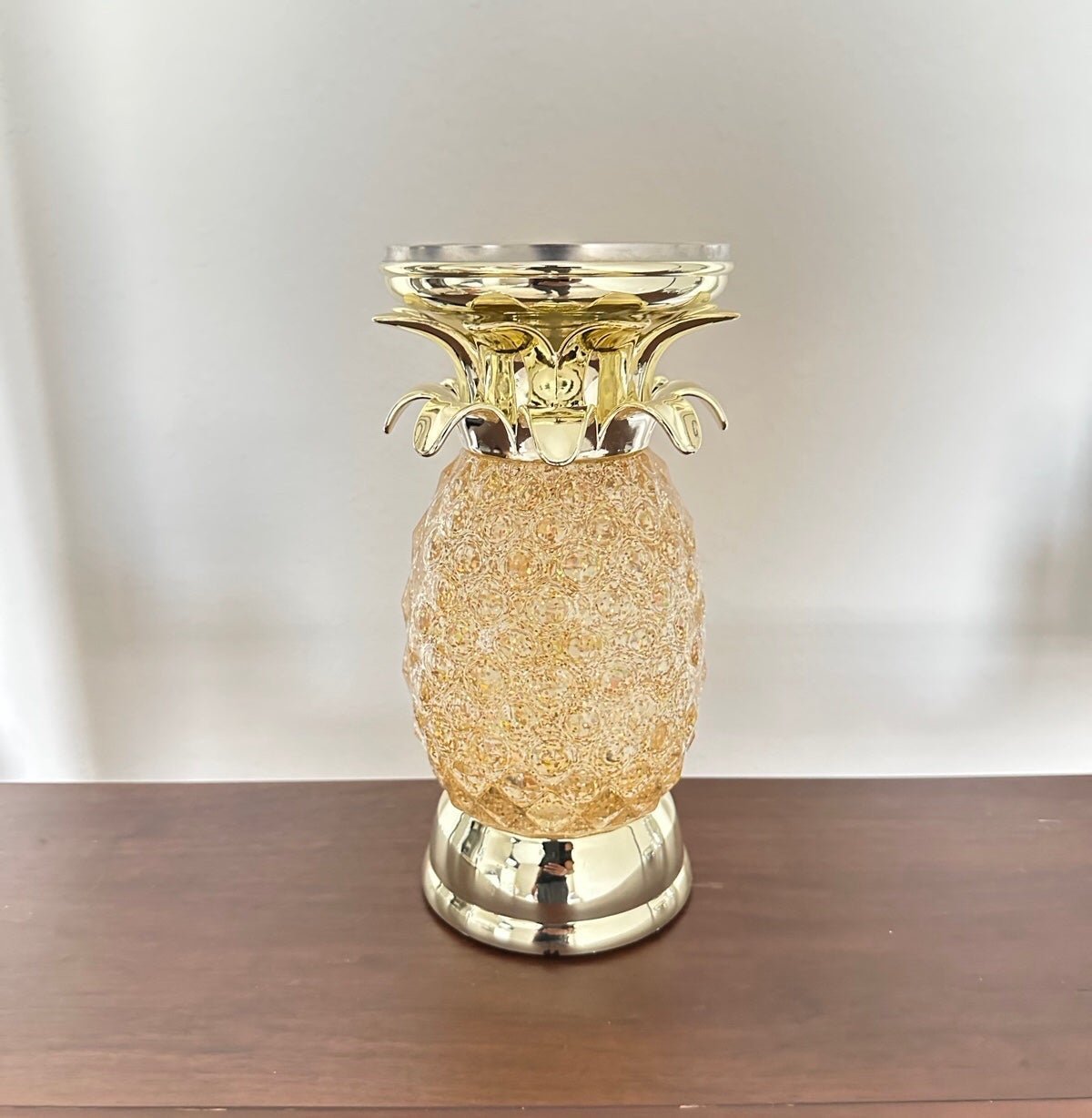 Bath & Body Works New Swirling Glitter Pineapple Water Globe 3 Wk Candle Holder
