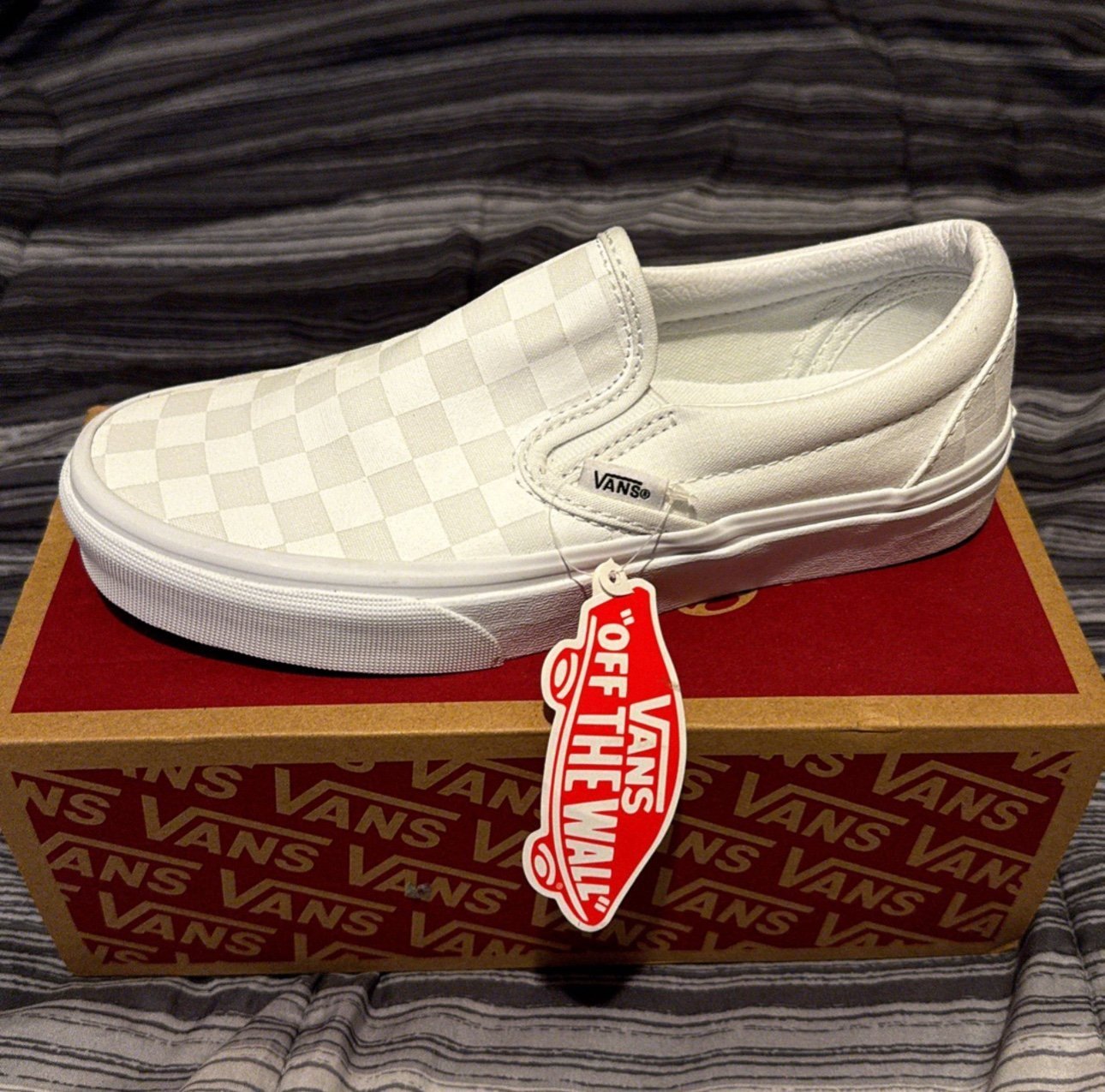 VANS CLASSIC SLIP-ONS SZ 5 MEN