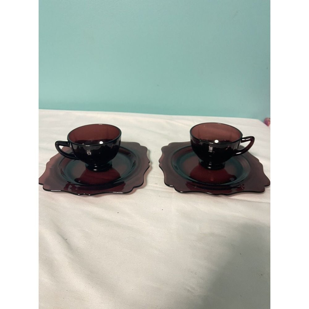 Fostoria VINTAGE AMETHYST/purple Set Of 2 Cups & Saucers