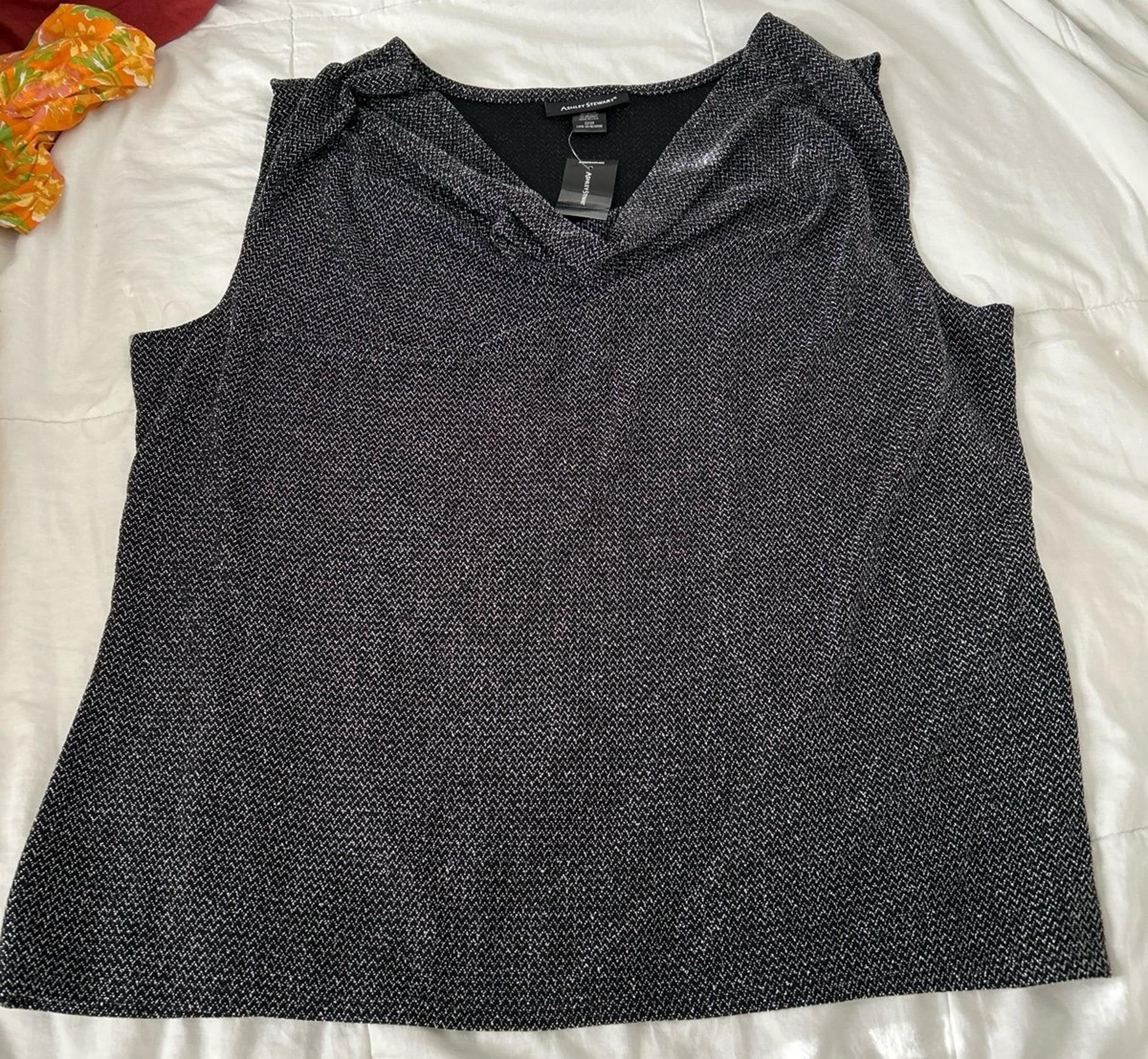 Ashley Stewart 22/24, Color Black.