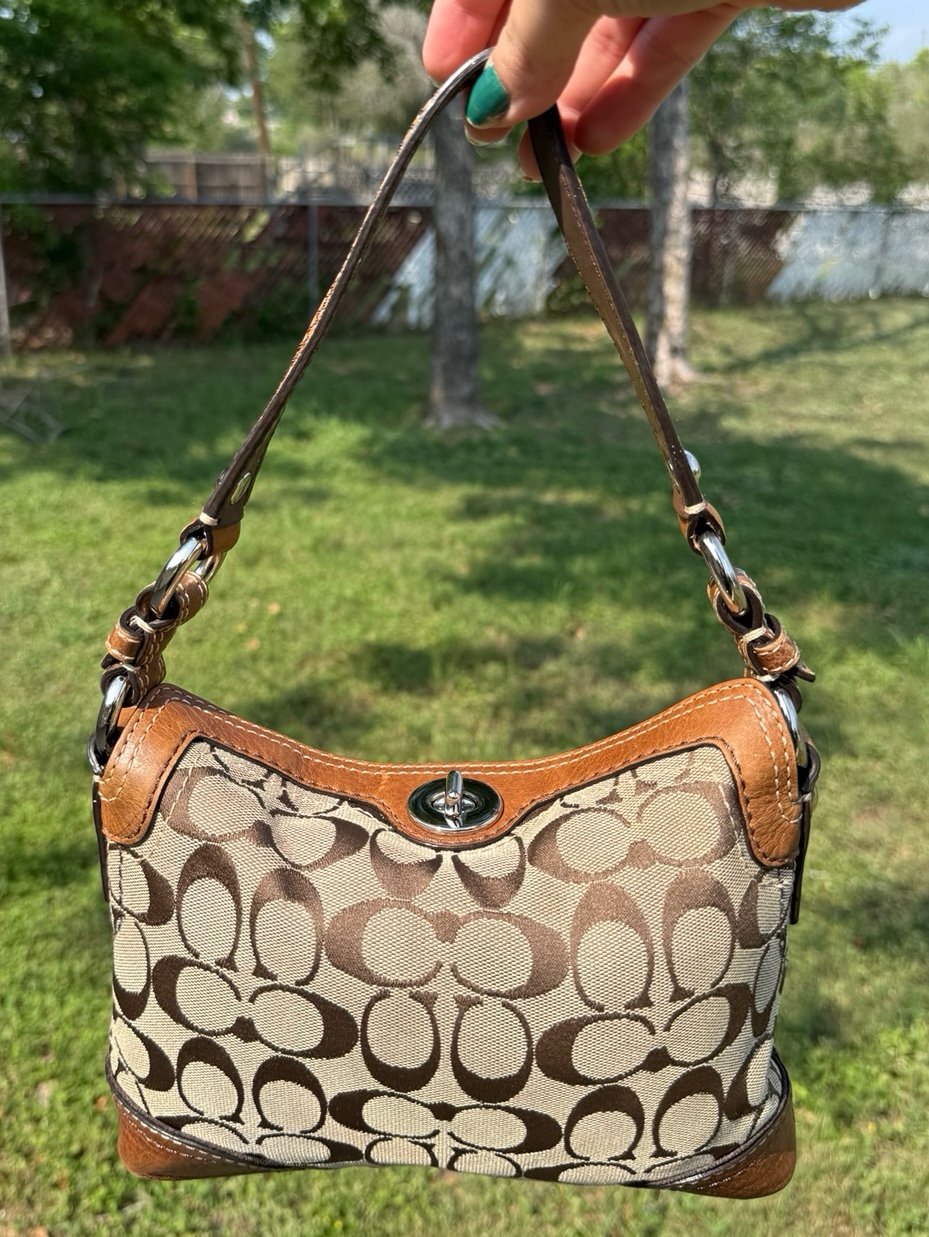 coach signature canvas chelsea turn lock small should bag