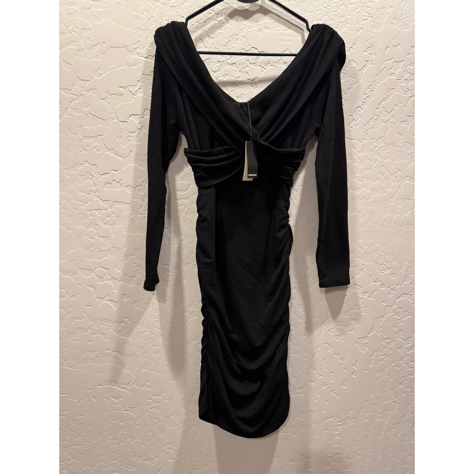 Monrow Sweater Knit Midi Dress with ruching Old Money Resort XL Black