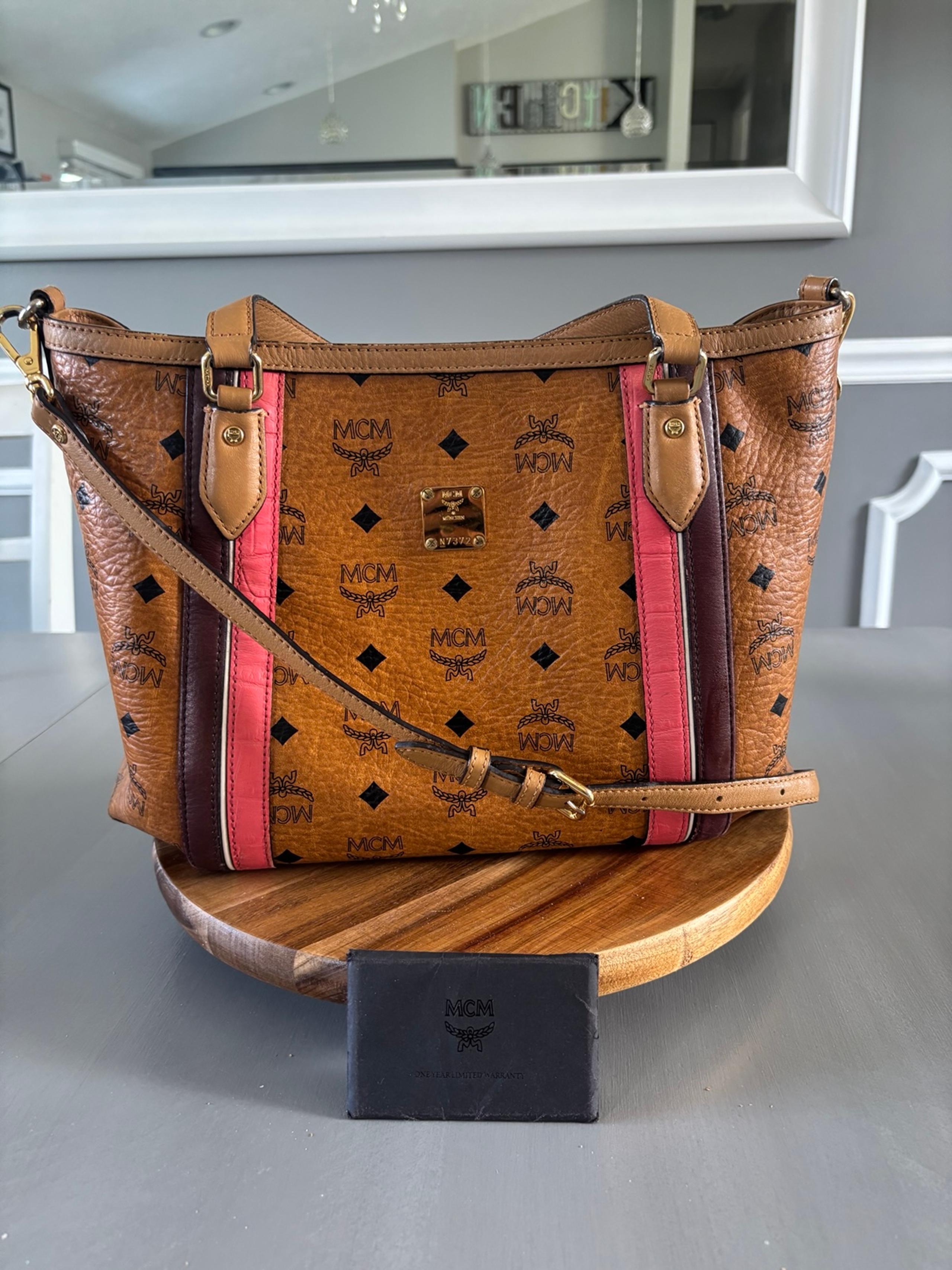 MCM medium Visetos tote