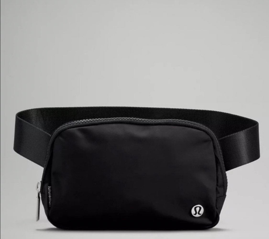 Lululemon Everywhere Belt Bag