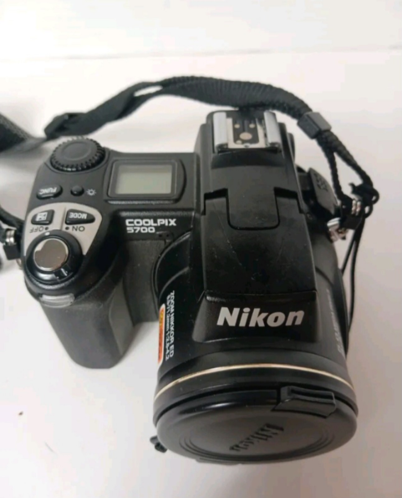 Nikon Cool pix 5700