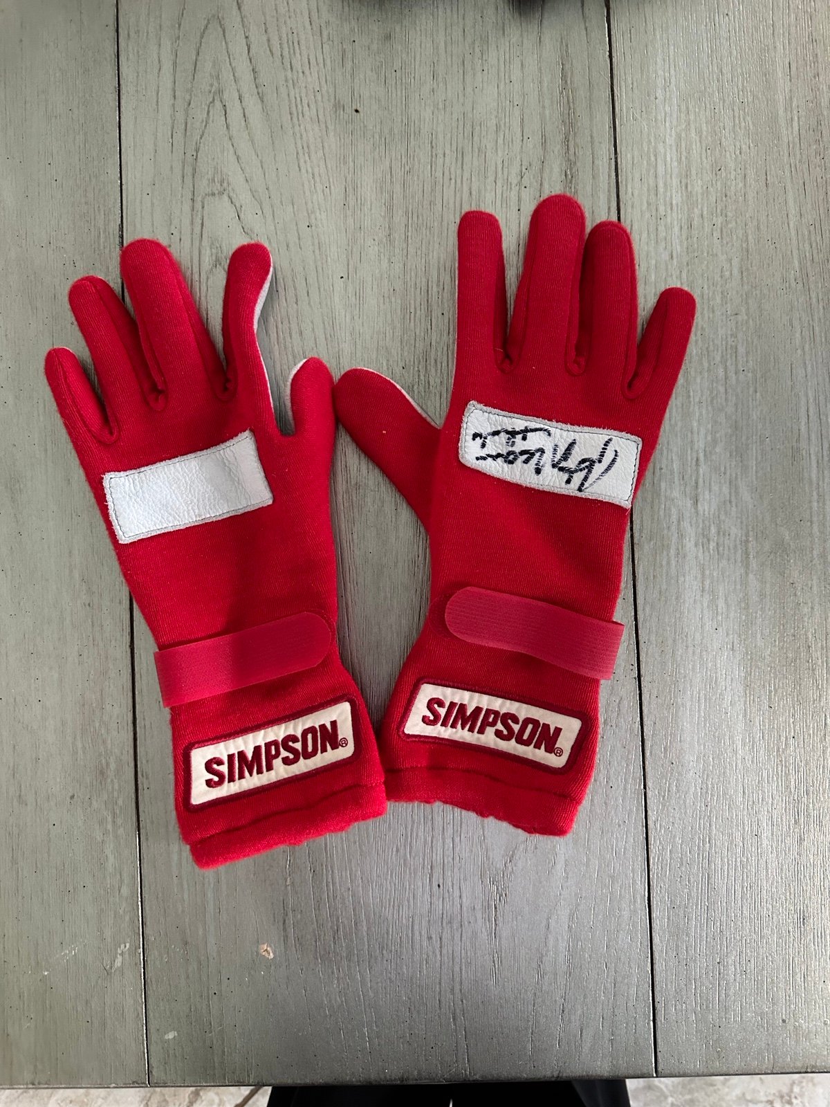 simpson gloves red and signed by RICK MEARS