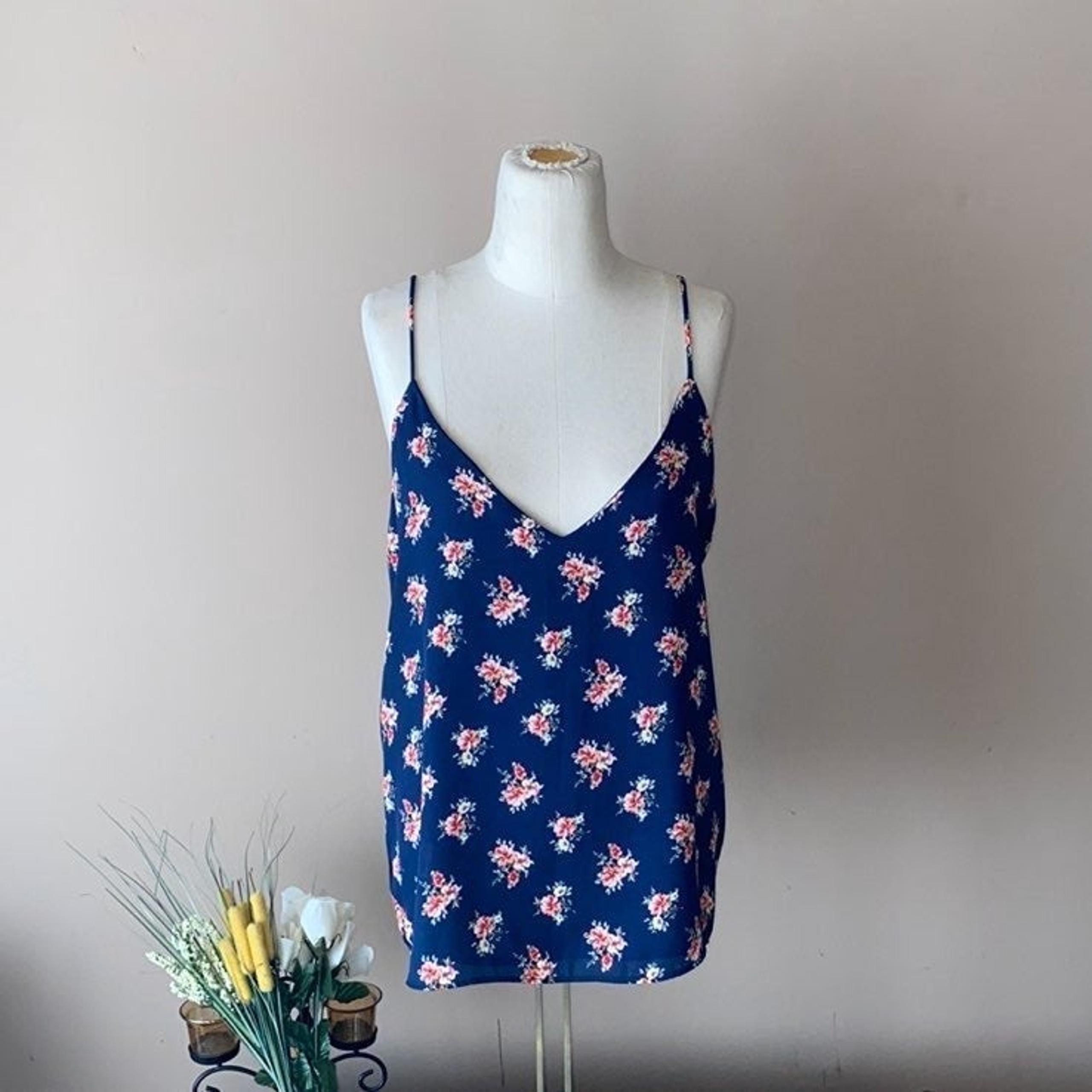 Socialite floral tank top blouse