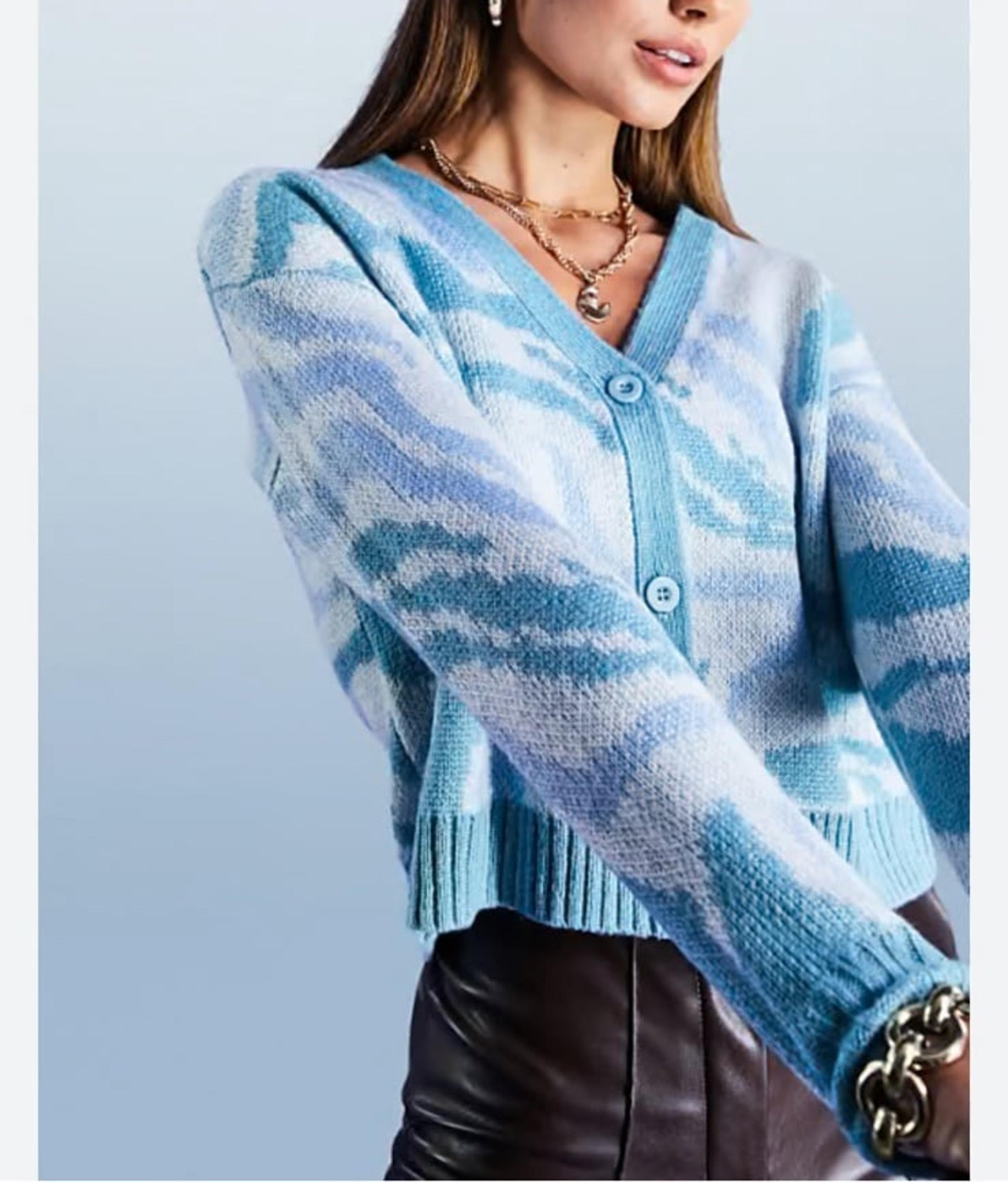 NWOT ASOS Design Swirl Pattern Button Front Cropped Blue Cardigan Size 10 Medium