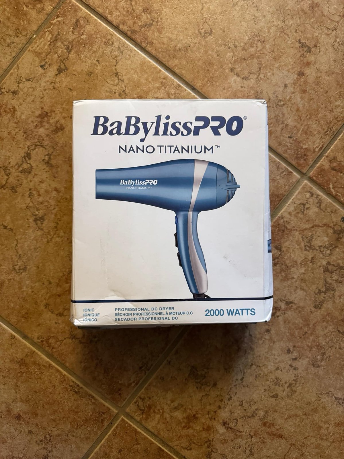 Babybliss pro nano titanium 2000 watt blow dryer