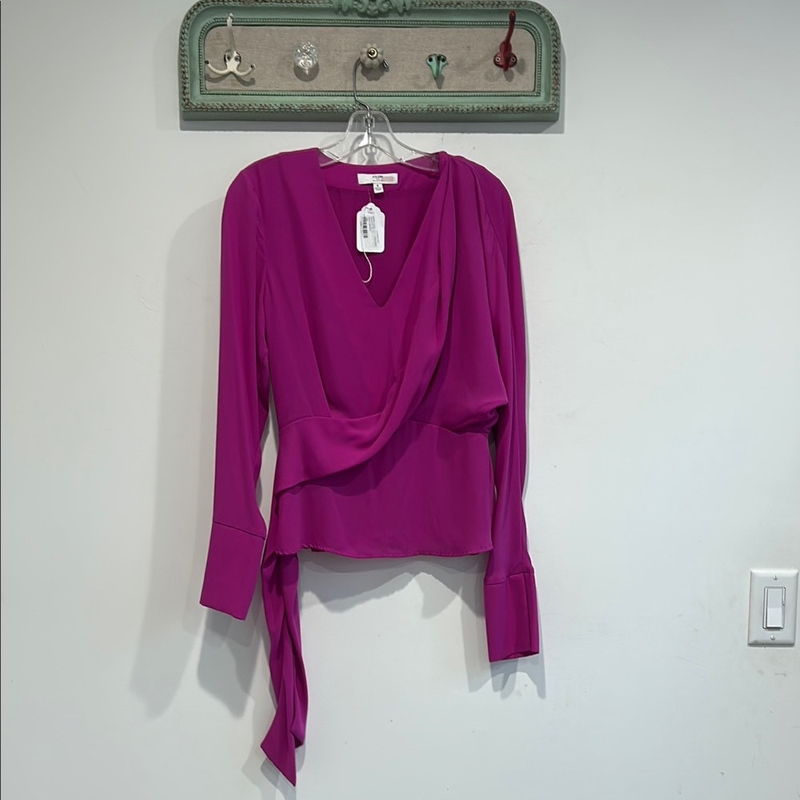 Atlein collective long sleeve blouse V side tie v neck blouse magenta size 6
