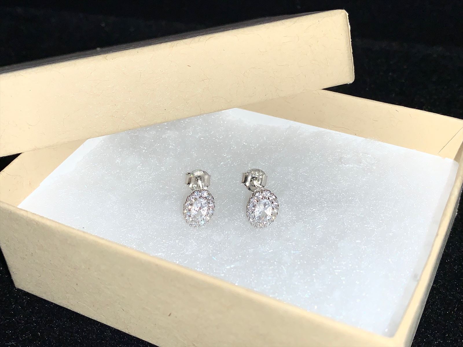925 Silver Iced Oval Basket Stud Earring