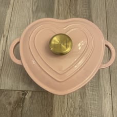 Paris Hilton Enameled Cast Iron Dutch Oven Heart-Shaped Pot with Lid, Pink