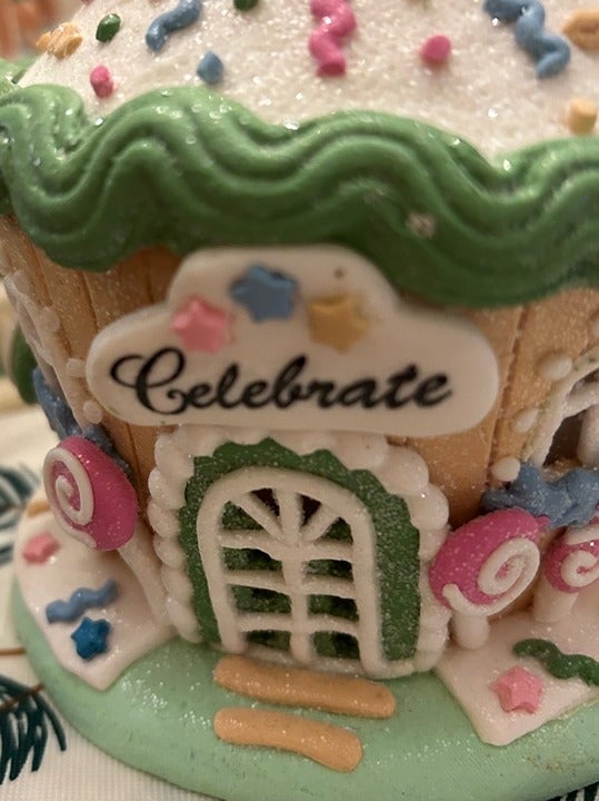 valerie parr hill gingerbread CELEBRATE WITH LED LIGHTS & TIMER 5 INCHES TALL