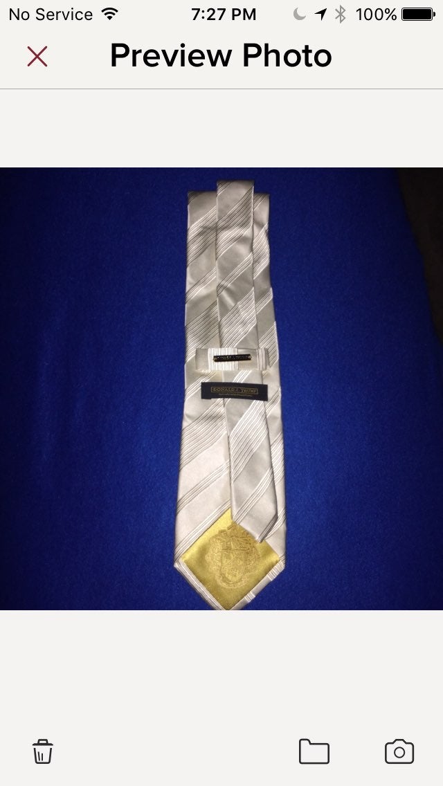 DONALD J. TRUMP SIGNATURE COLLECTION MEN