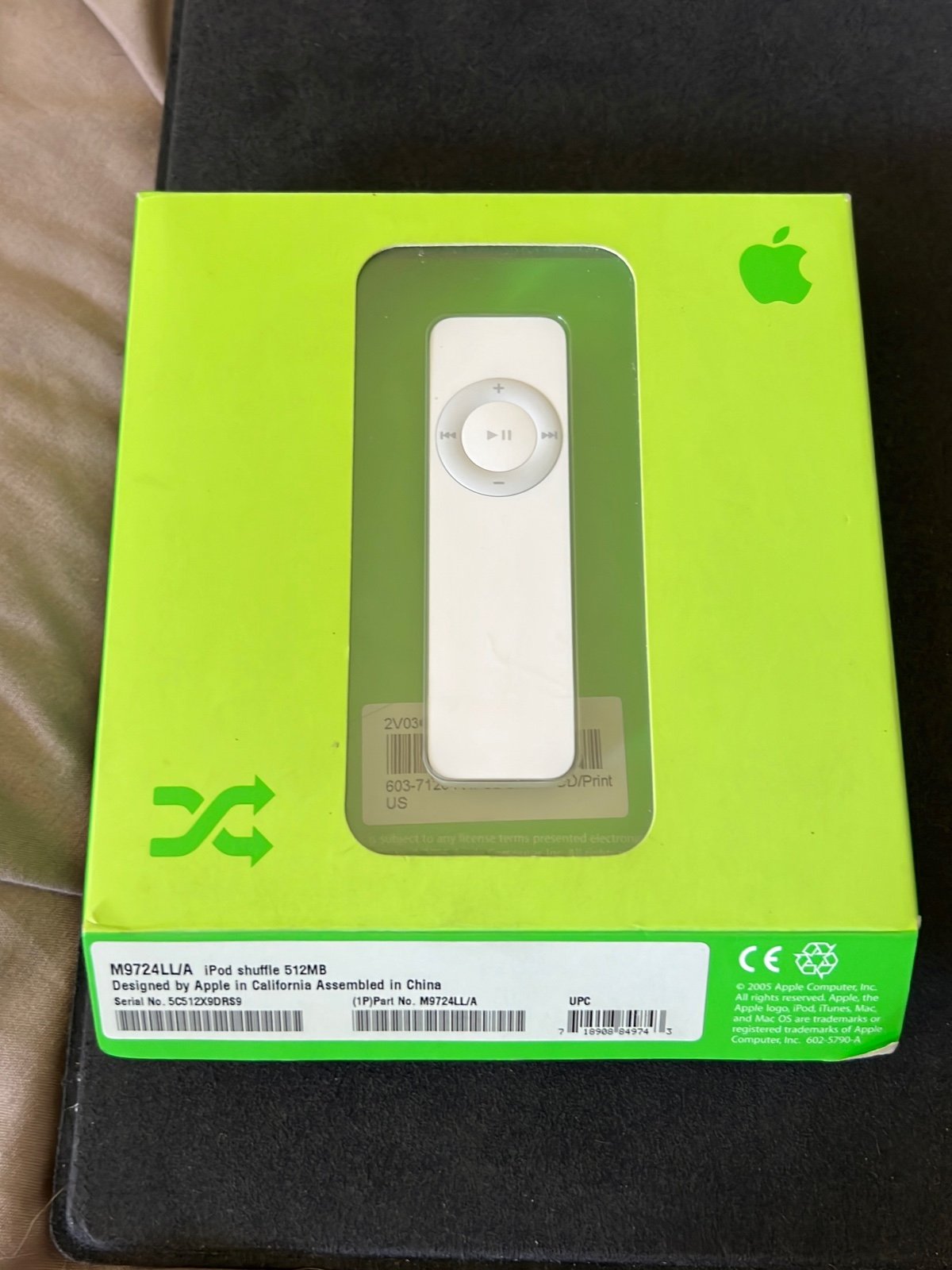 Apple iPod Shuffle 1st Generation 512 MB
