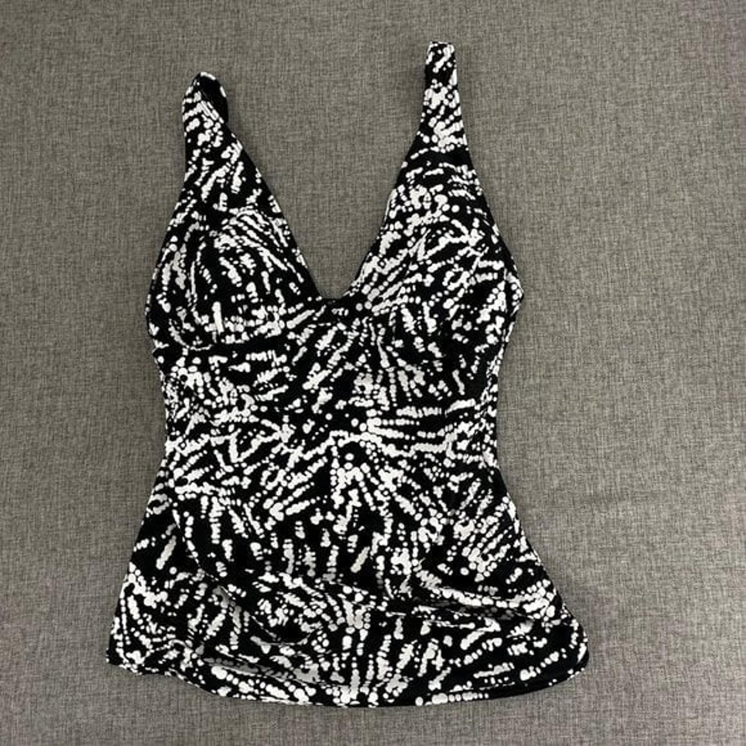 Christina Tankini 12D Black & White swimsuit Top Low V-Neckline Adjustable
