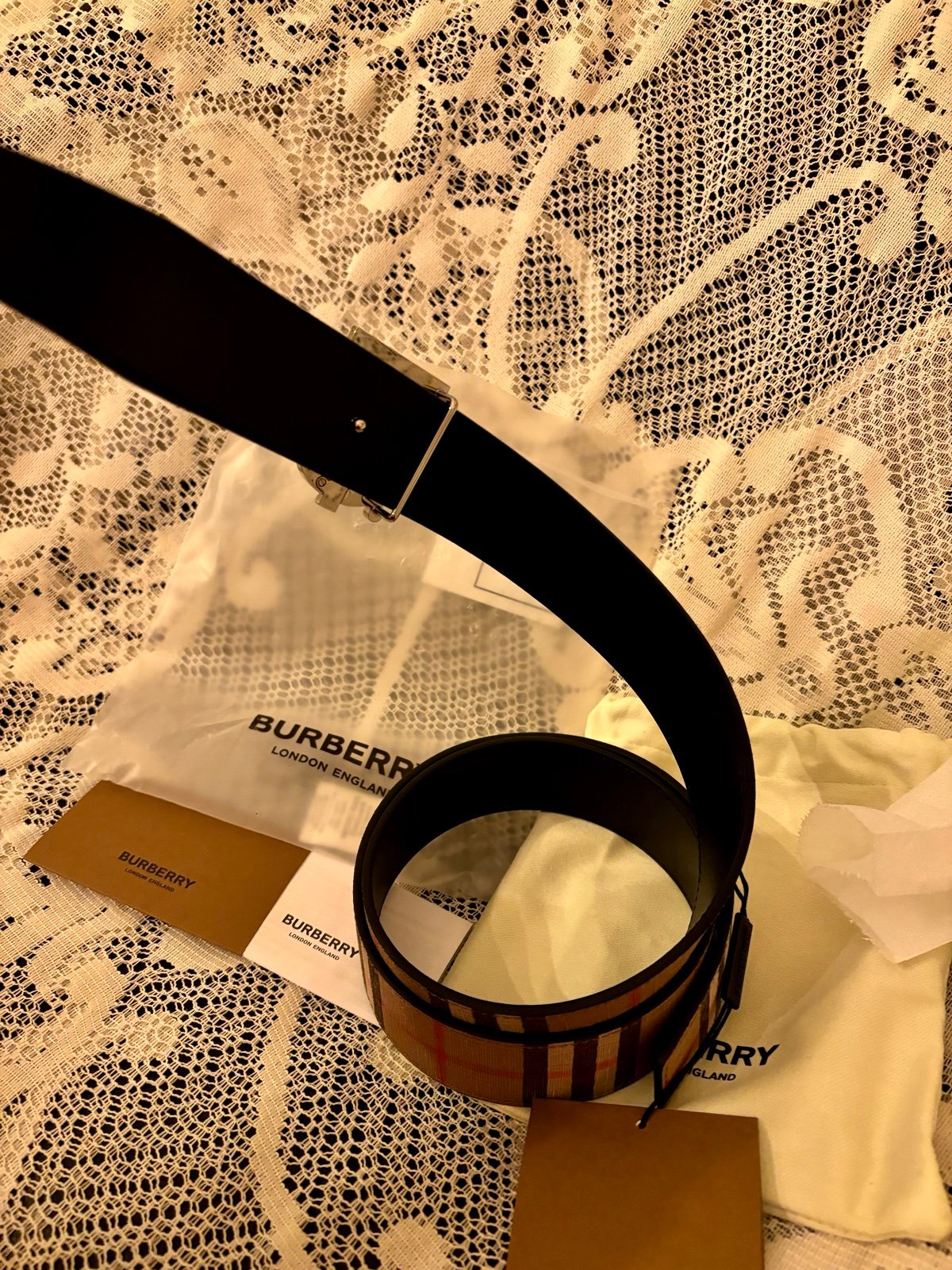 burberry plaque belt
