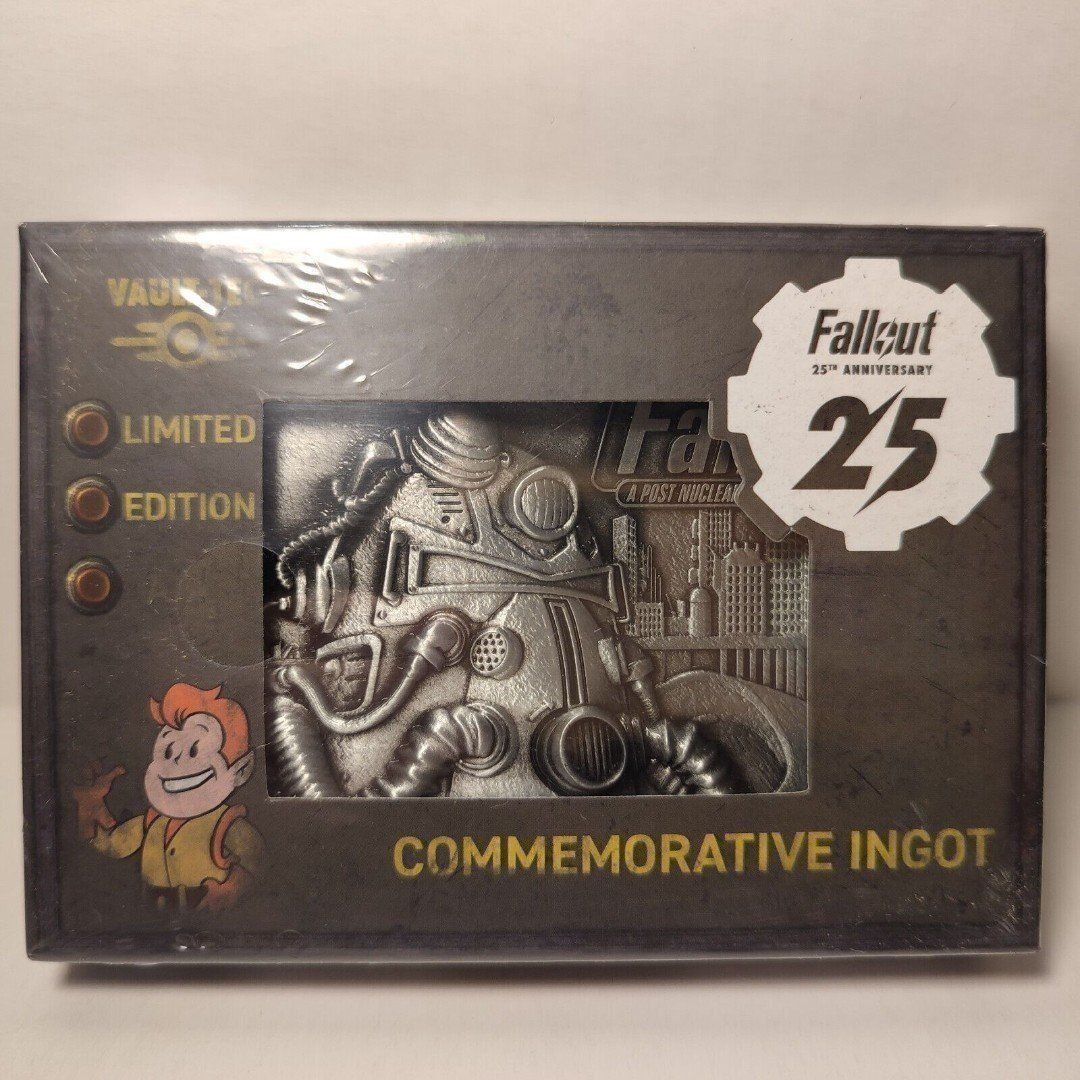 Fallout 25th Anniversary Commemorative Metal Card Figurine Official Collectible