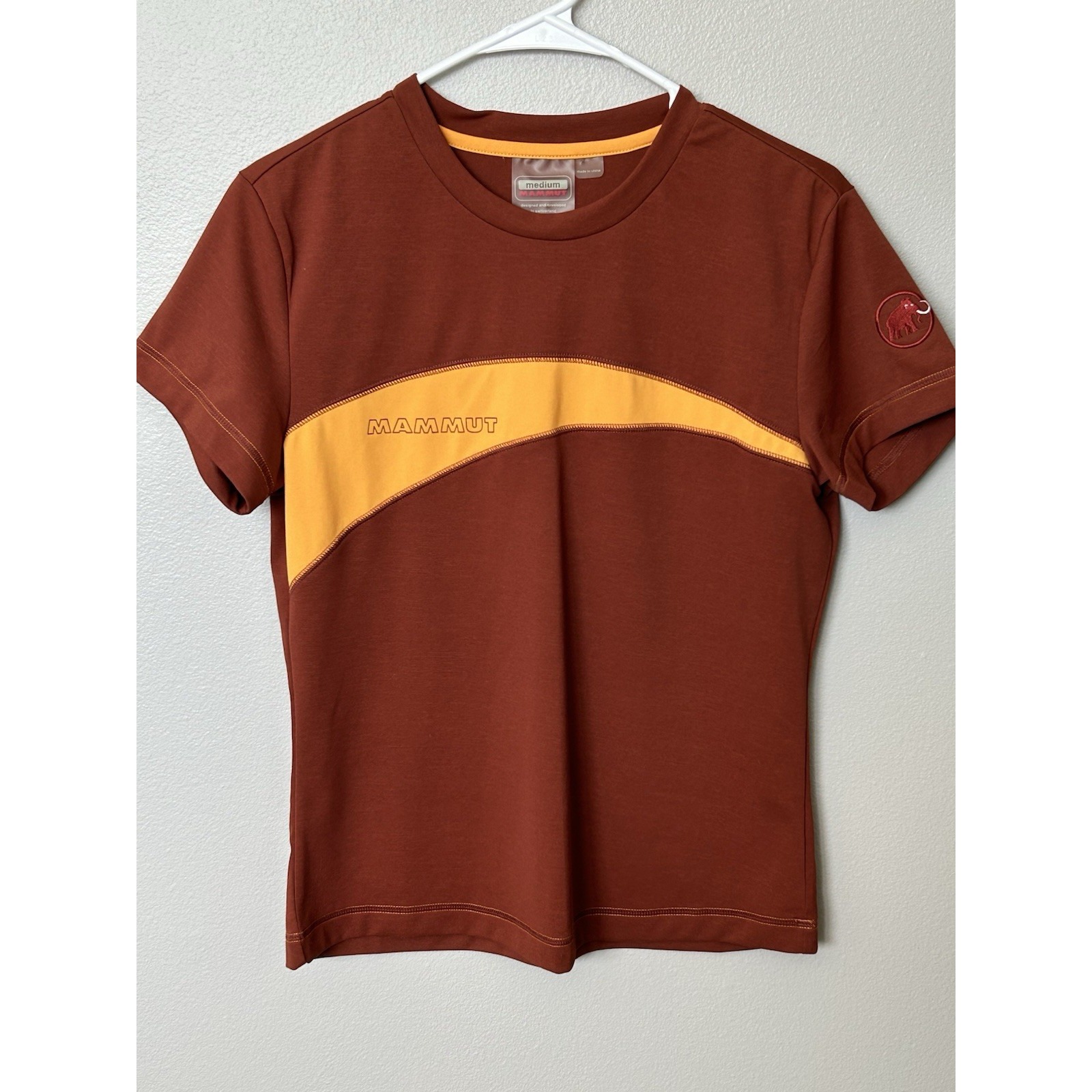 Women's Mammut Short Sleeve Hike Tee Medium. Outdoor Sports Wicking Quick Dry
