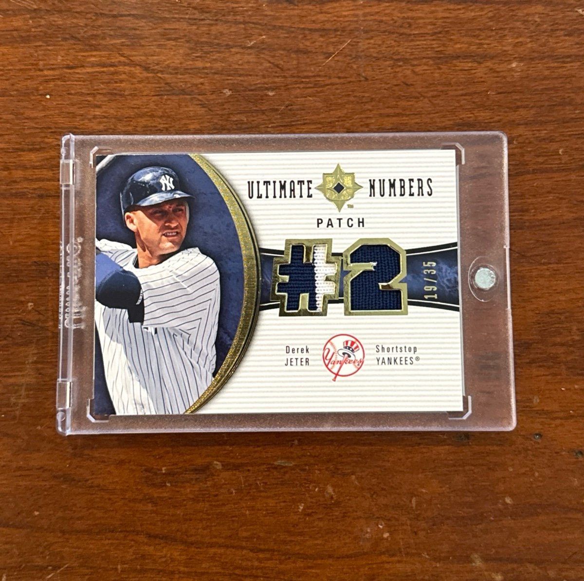 Derek Jeter 2006 Upper Deck Ultimate Numbers Patch 19/35 New York Yankees UN-DJ
