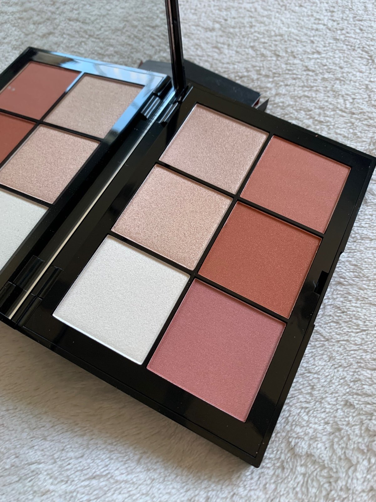 Doucce Posh Powder Blush & Highlighter Palette