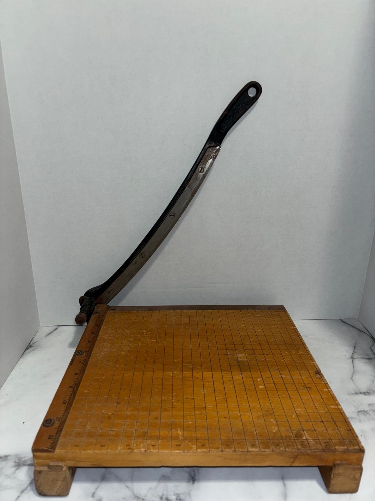 Vintage Ingento 1132 Paper Cutter Cast Iron Wood 12 Desktop Guillotine Crafts