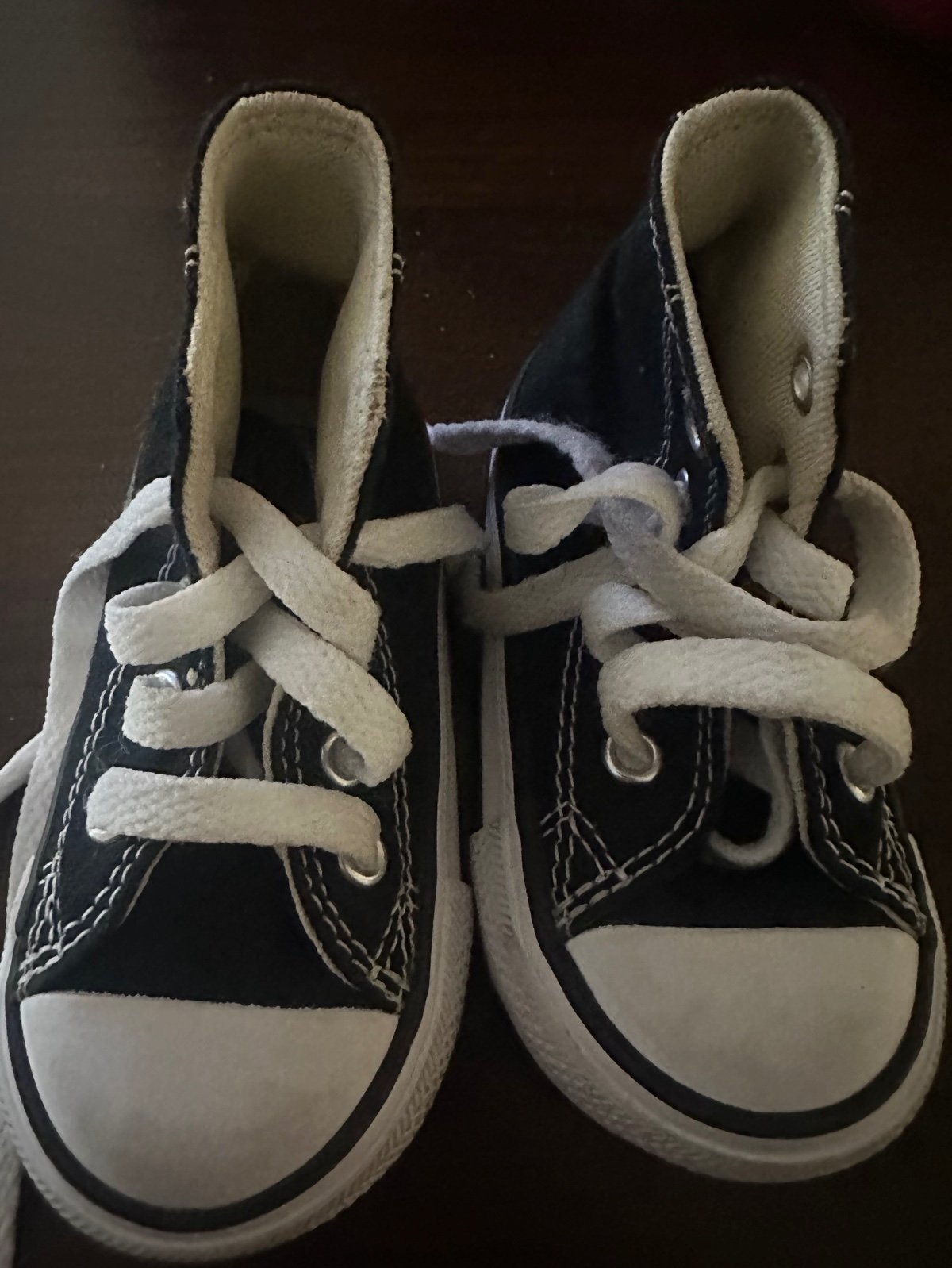 White store converse 4c