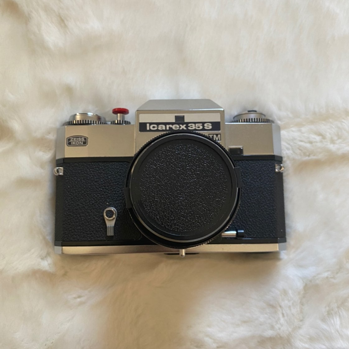 Zeiss Ikon Icarex 35 with lens