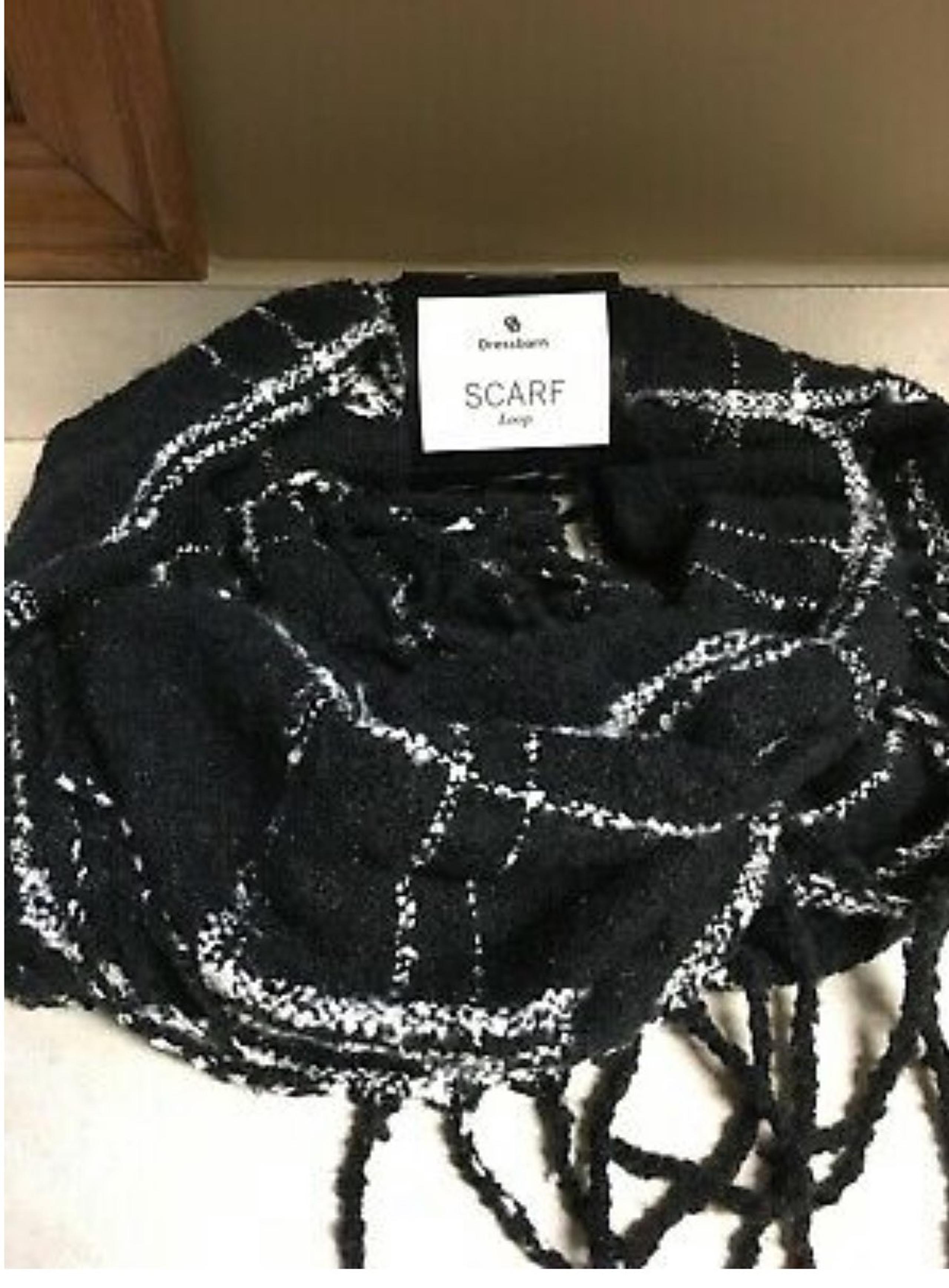 STRIPED WINTER INFINITY SCARF / Fringe