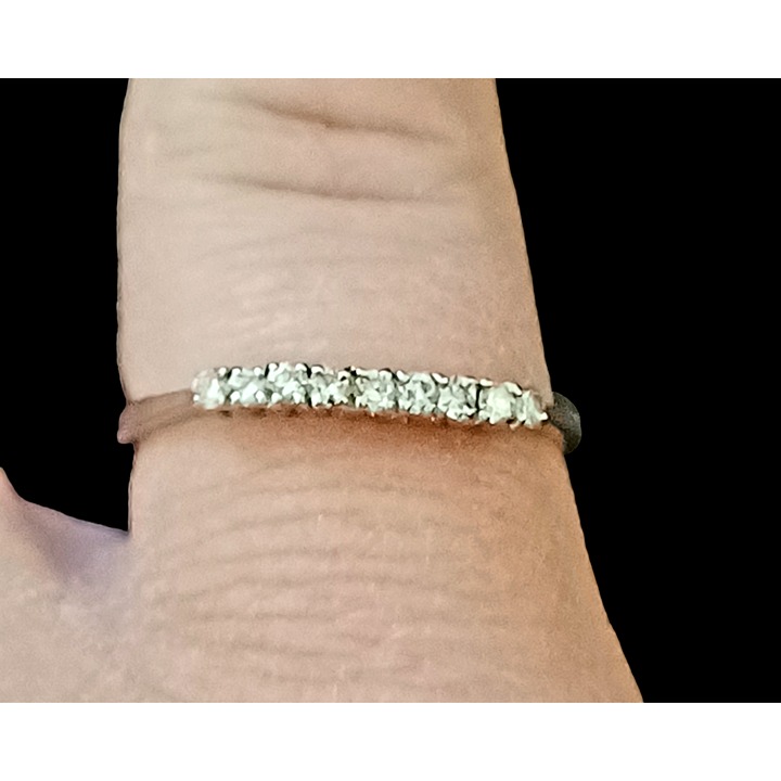 18K Solid White Gold 9 Diamond 1.8mm Size 6.5 Ring Wedding Band