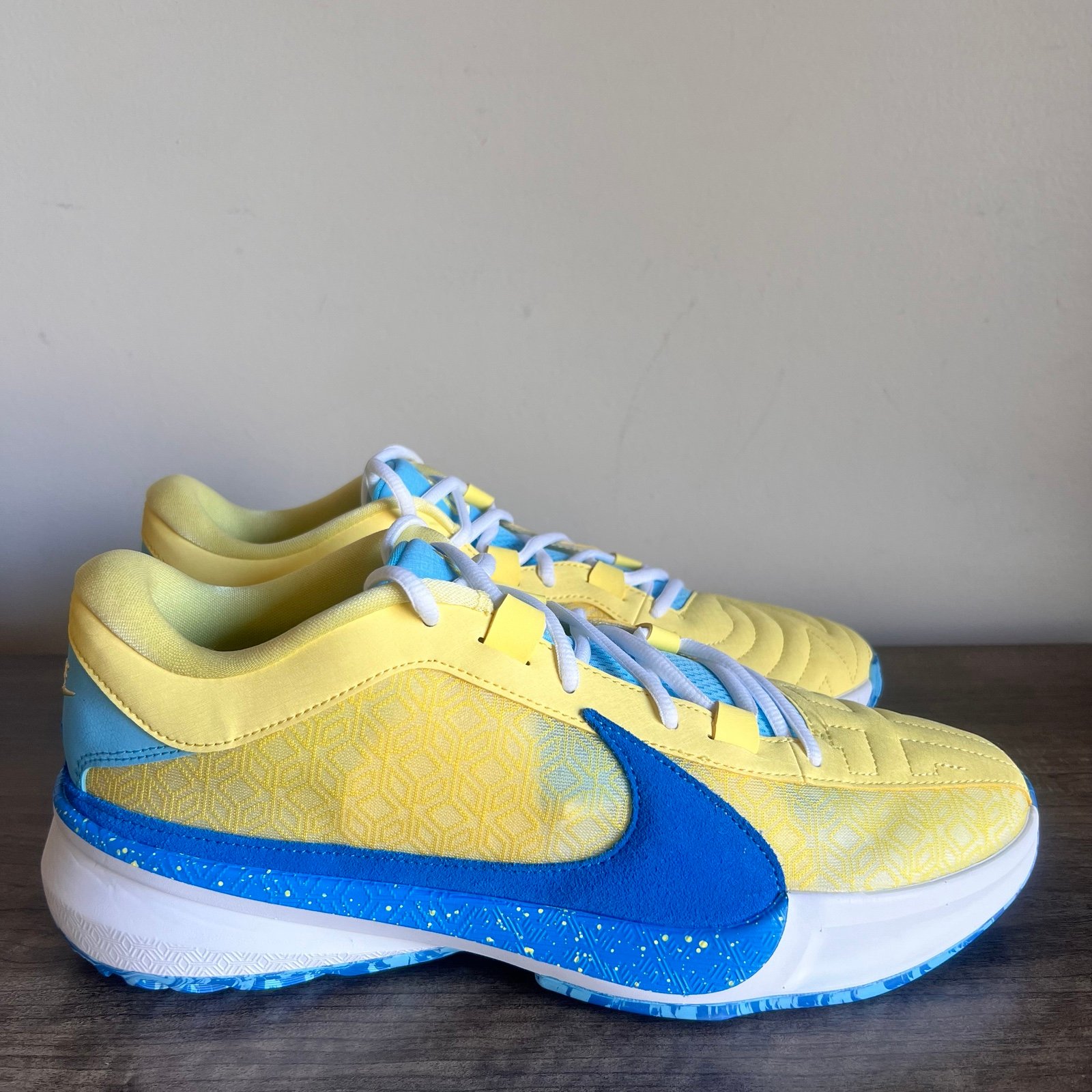 NIKE Zoom Freak 5 Through My Eyes Men's Shoe Size 11 SKU#243195