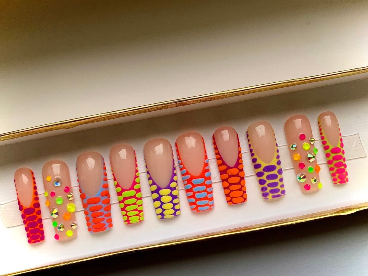 Gel Press on nails