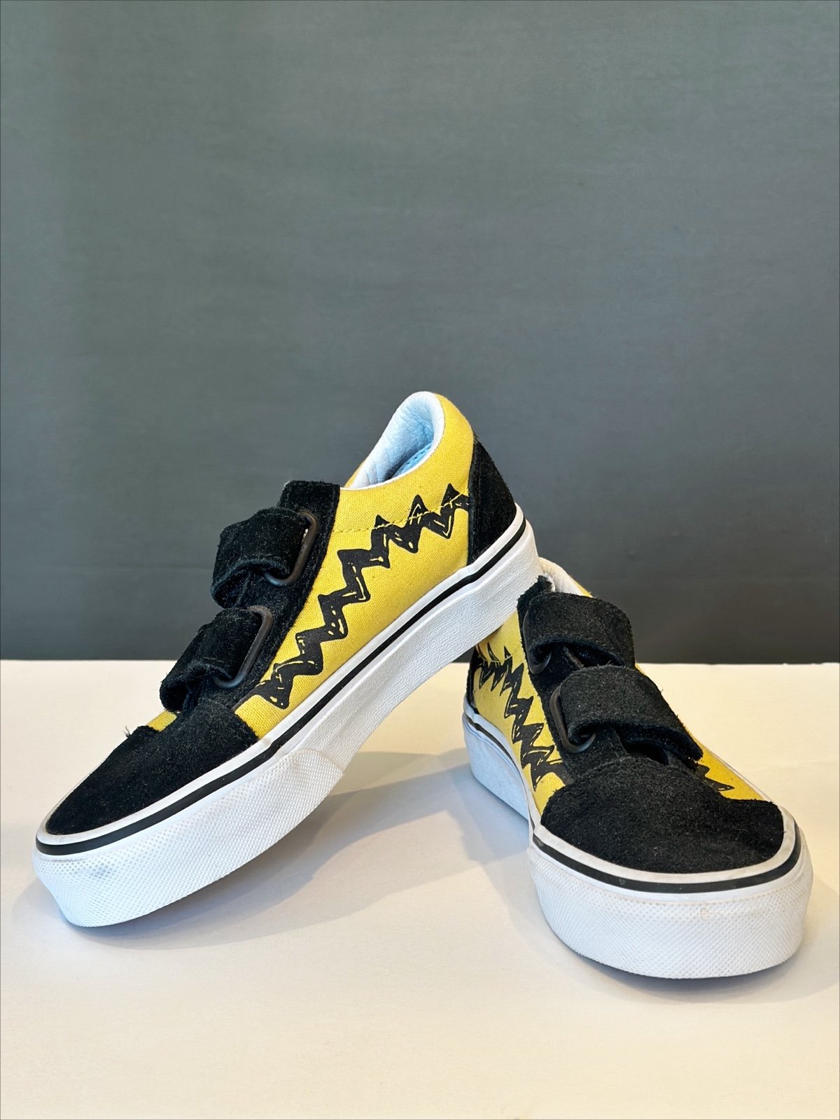Vans Old Skool Peanuts Charlie Brown/Black Sneakers