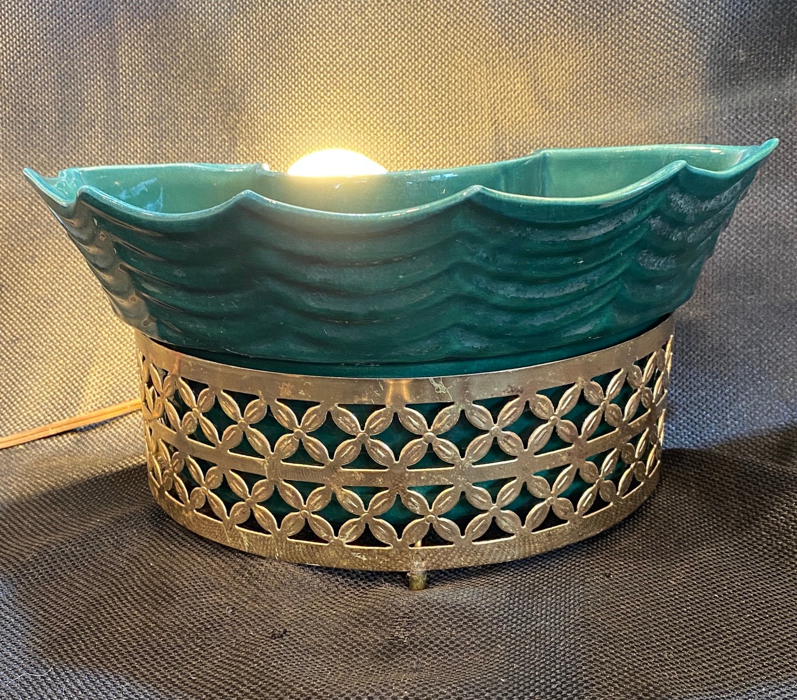 Vintage MCM 1950’s GILNER Art TV Metal Filigree/Ceramic Lamp/Planter Retro