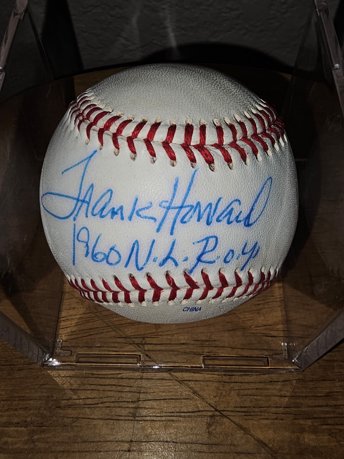 Frank Howard Autograph baseball