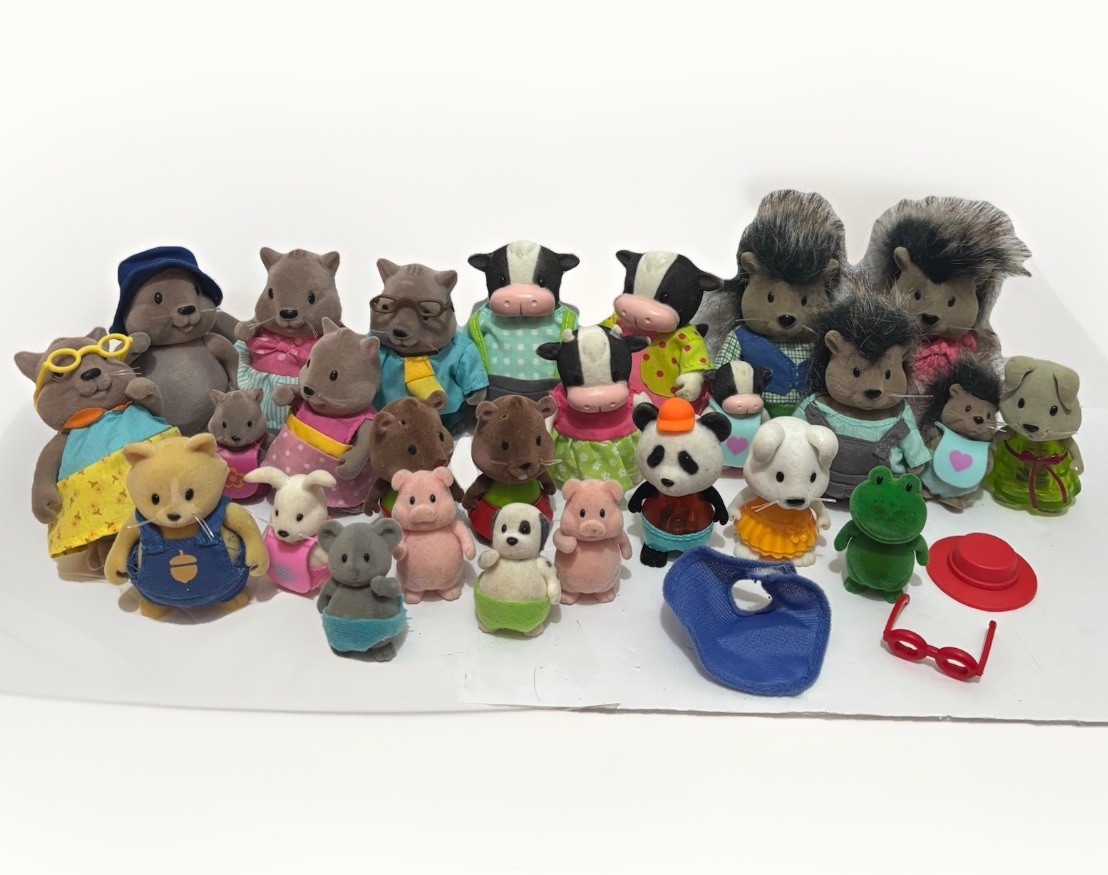 Huge Lil Woodzeez Lot 26 Figures Hedgehog cow squirrel dalmatian pig bunny cat