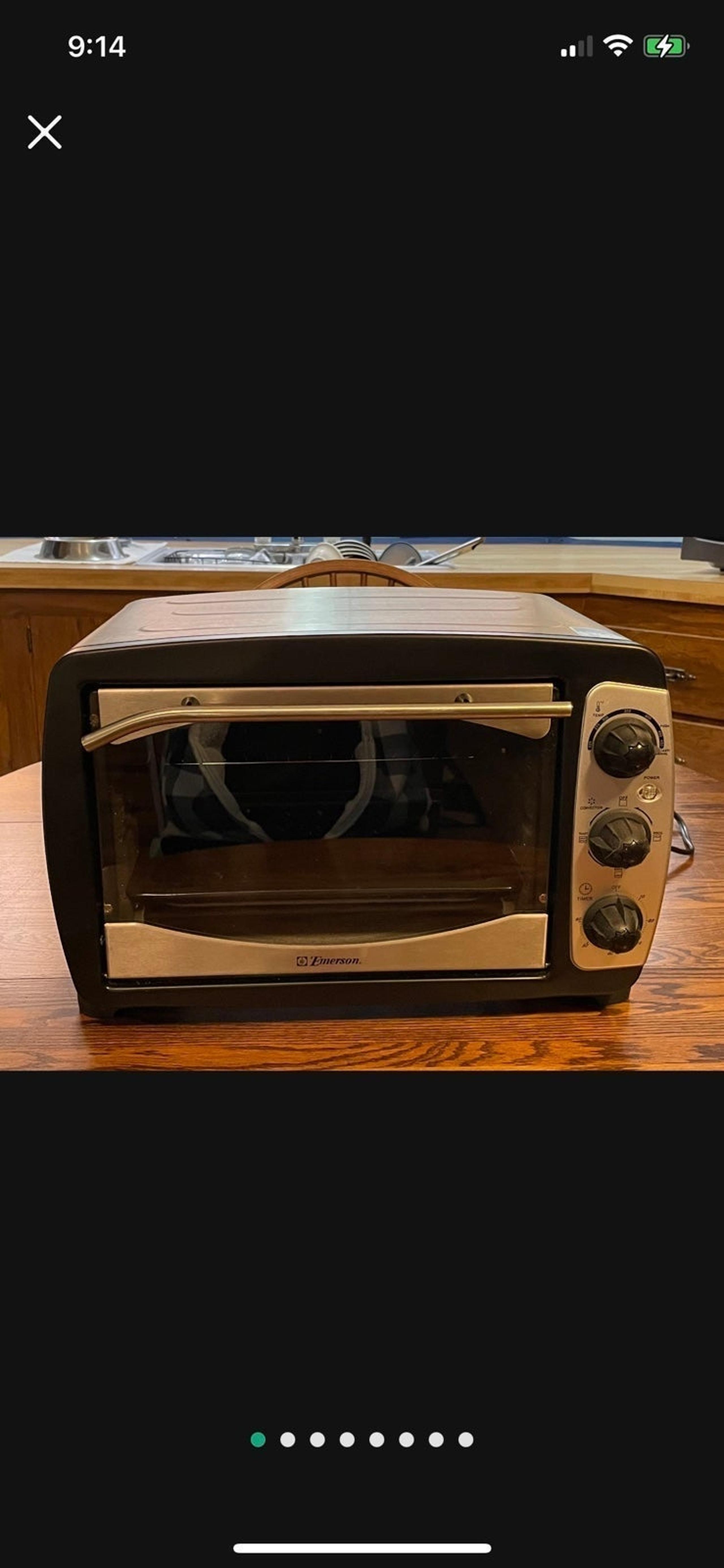 Emerson 0.8 cu. ft. Stainless Steel Countertop Toaster Oven