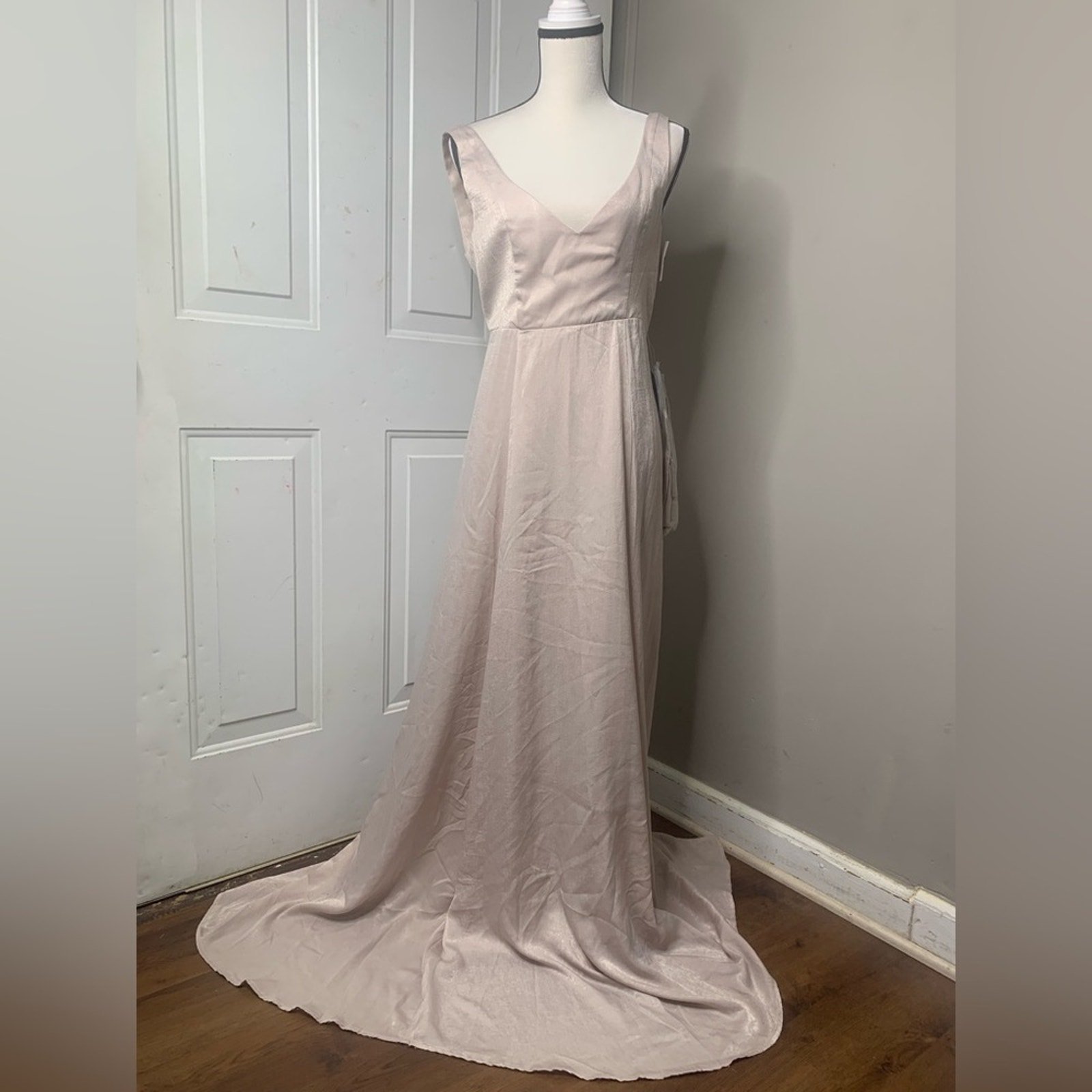 Show me your mumu Jenn maxi dress size medium bridesmaid size medium