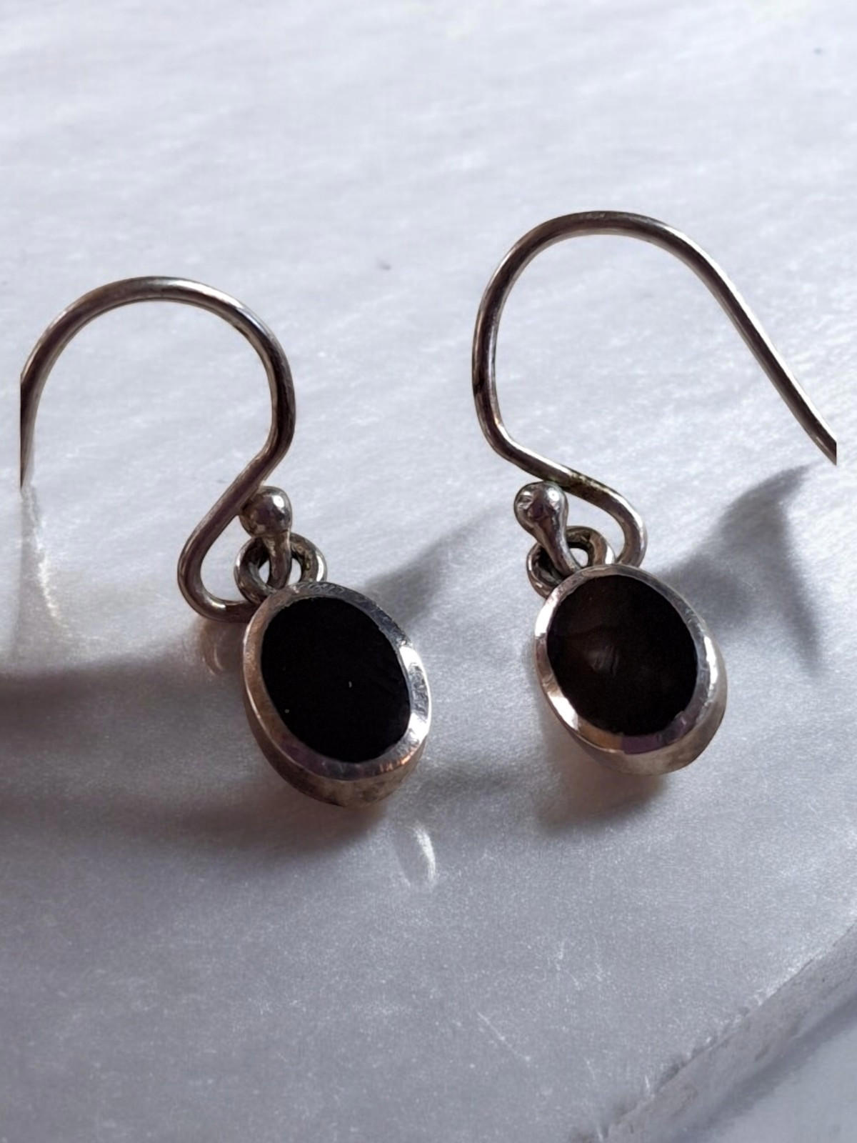 Vintage Diminutive Signed Sterling Silver 925 Onyx Earrings Signed