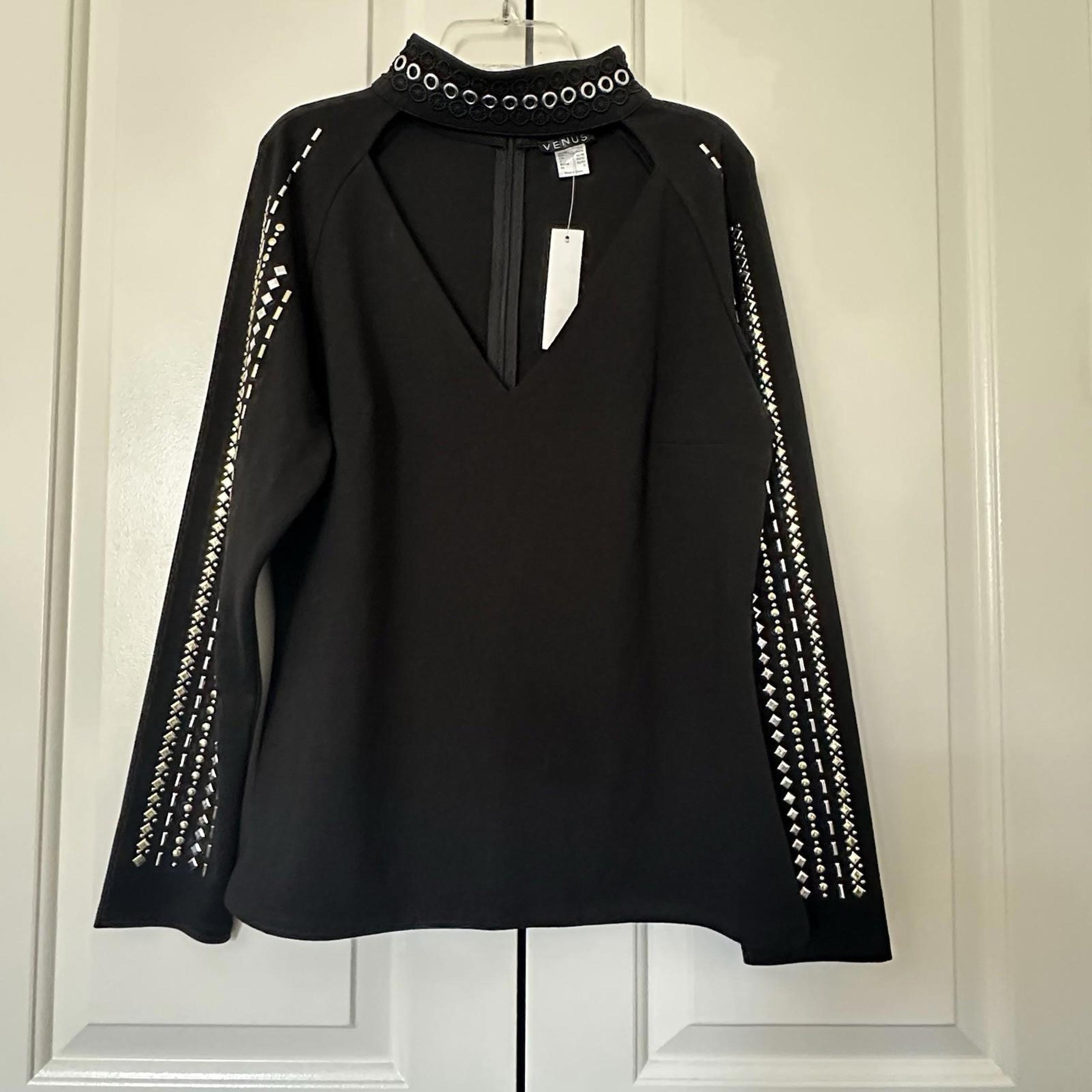 Venus Silver Tone Studded Long Sleeve Cut Out Chest Shirt Top Sz L Large NWT