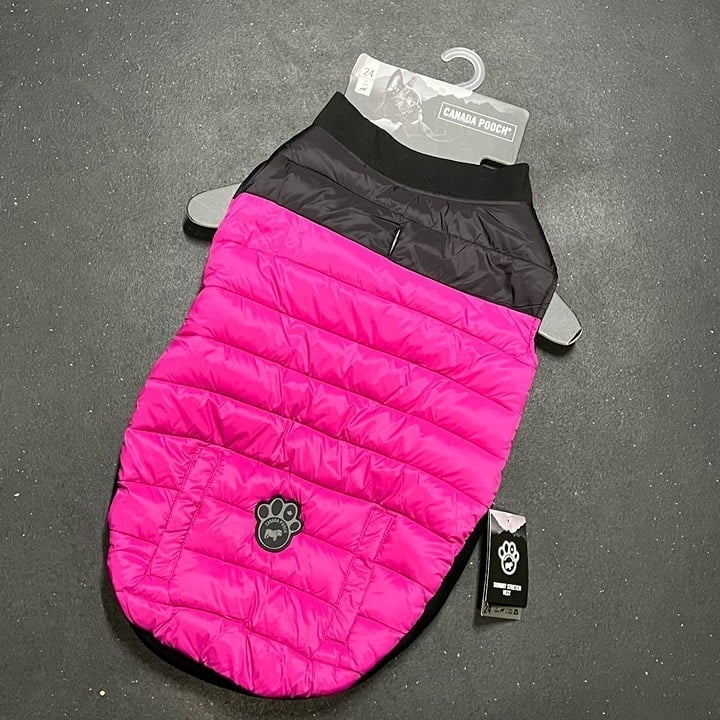 Canada Pooch Vest (size 24)