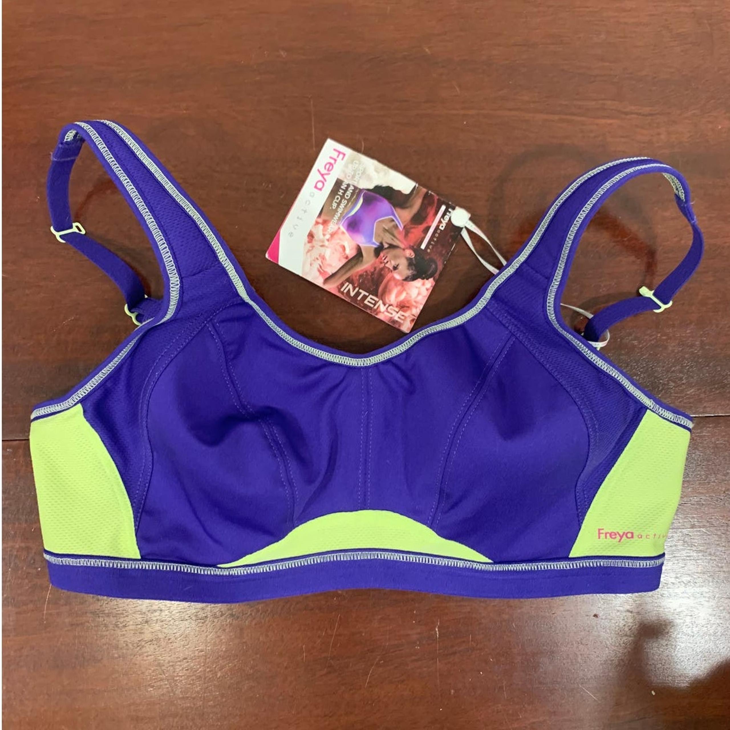 NWT Freya Active Women's Stretch Epic Underwire Sports Bra with Molded Inner 34b