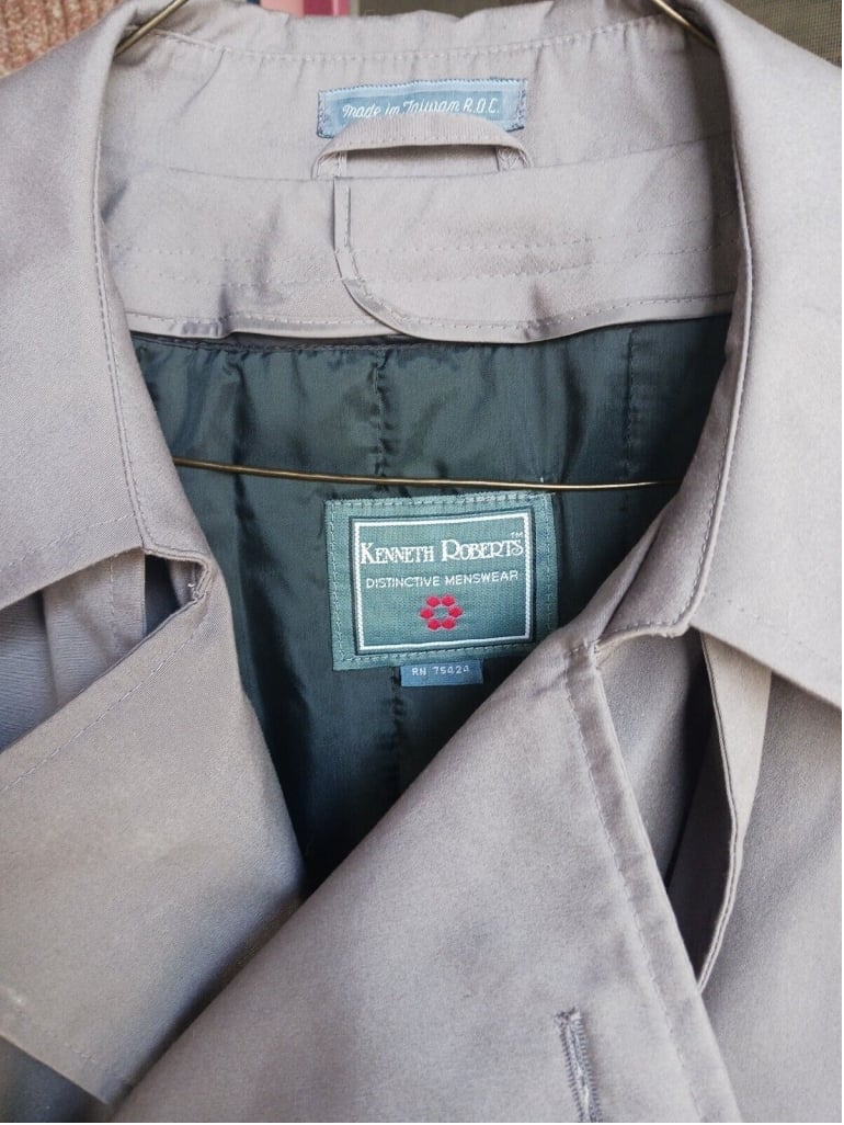 Vintage Men's Grey Long Sleeve NWT thinsulate Tie Waist Long Trench Coat Size 46