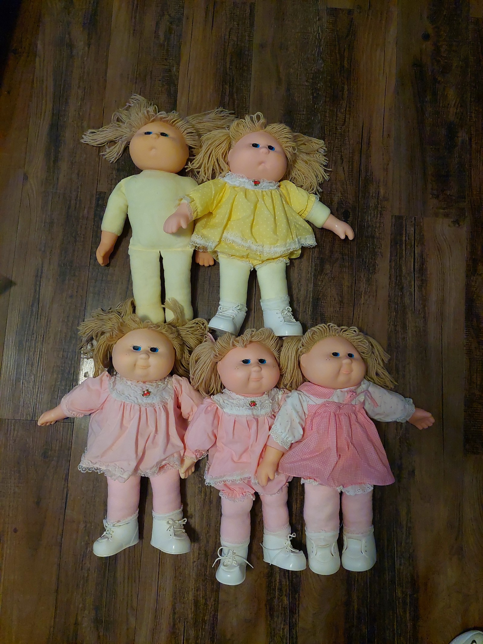 5 vintage the pumpkins dolls