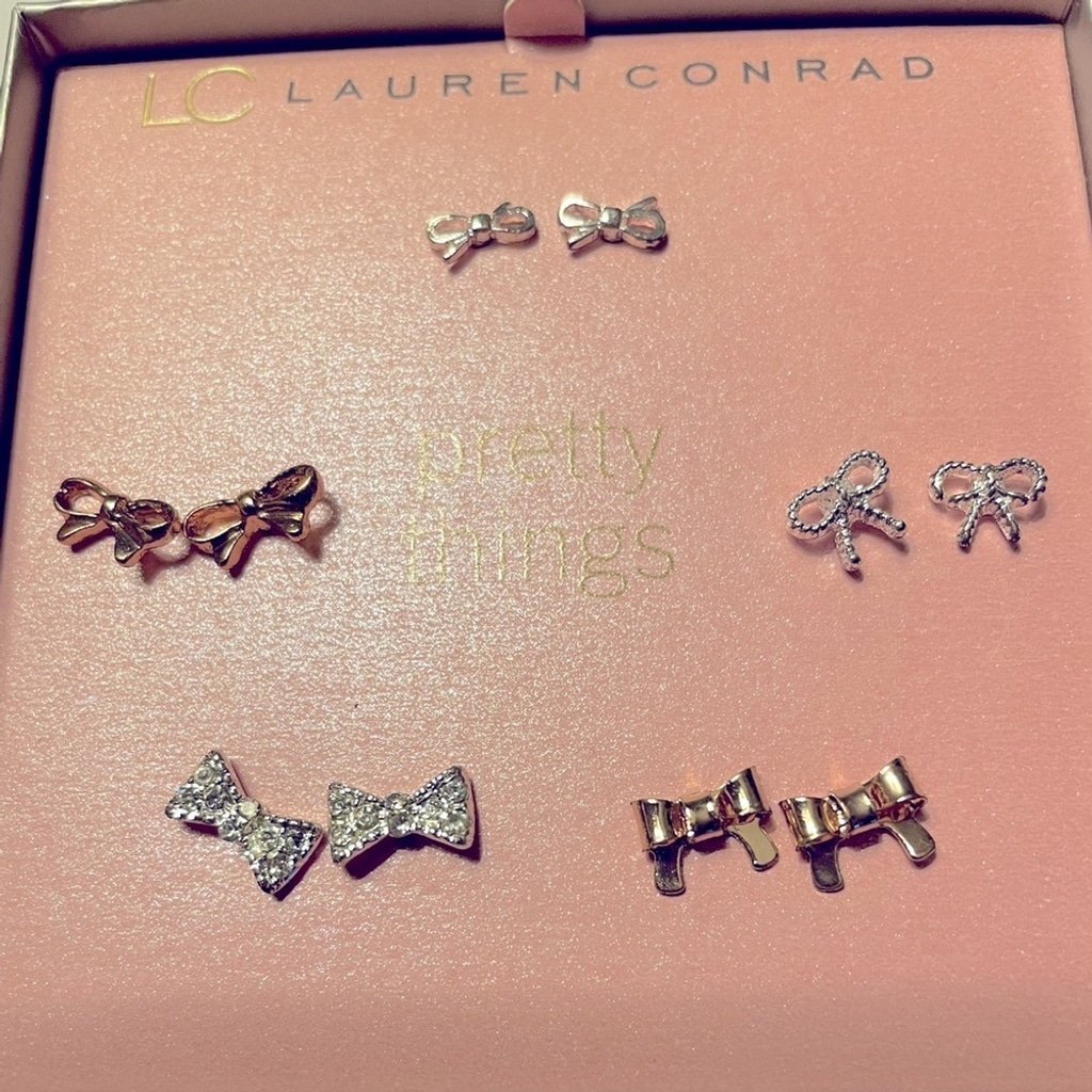 NEW! LAUREN CONRAD Pretty Things Post Earrings-6 Boxes