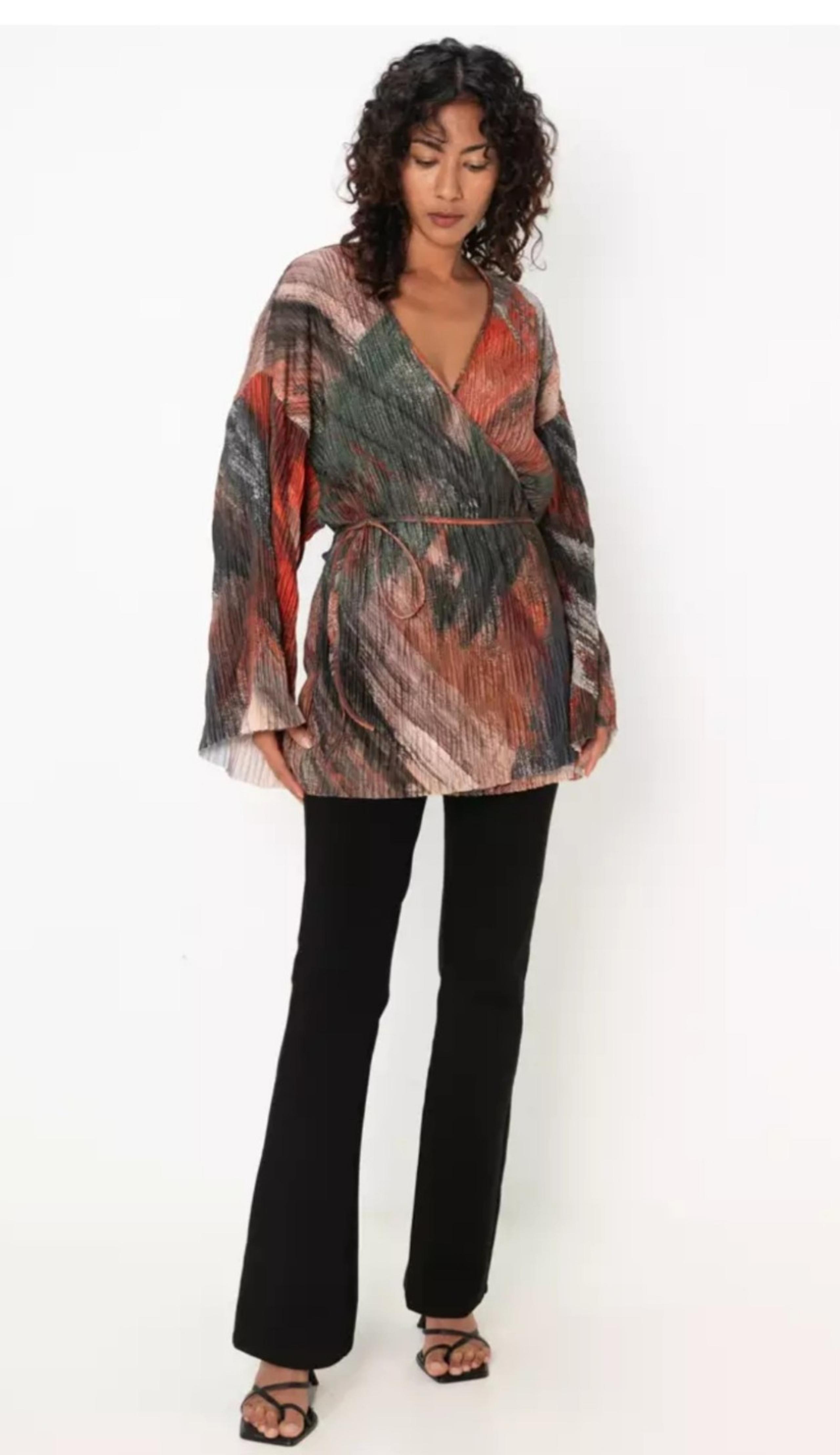 Zara VIP Pleated Wrap Kimono Top size Med
