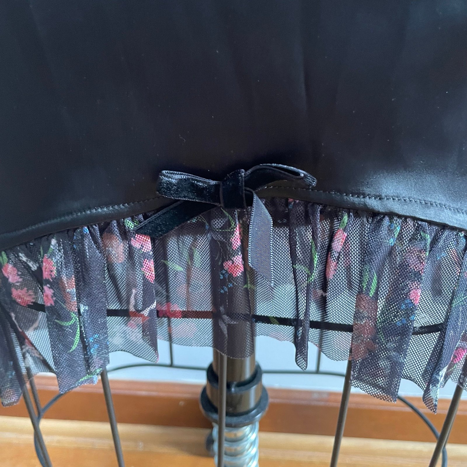 Unique Vintage X Betty BoopBlack Satin Hi/Low Pencil Skirt