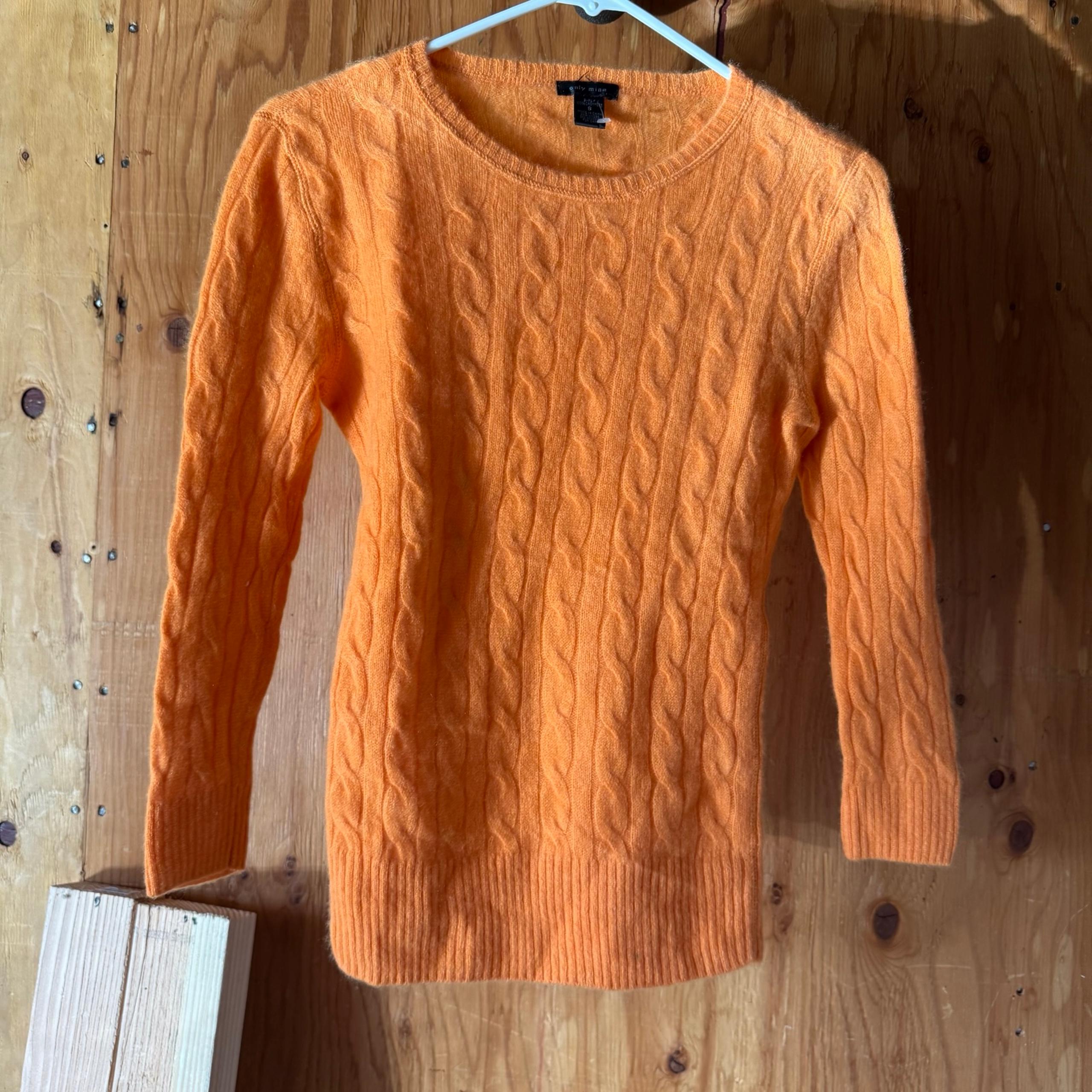 Only Mine Orange Crew Neck Cable Knit 2-Ply 100% Cashmere Sweater Size Small EUC