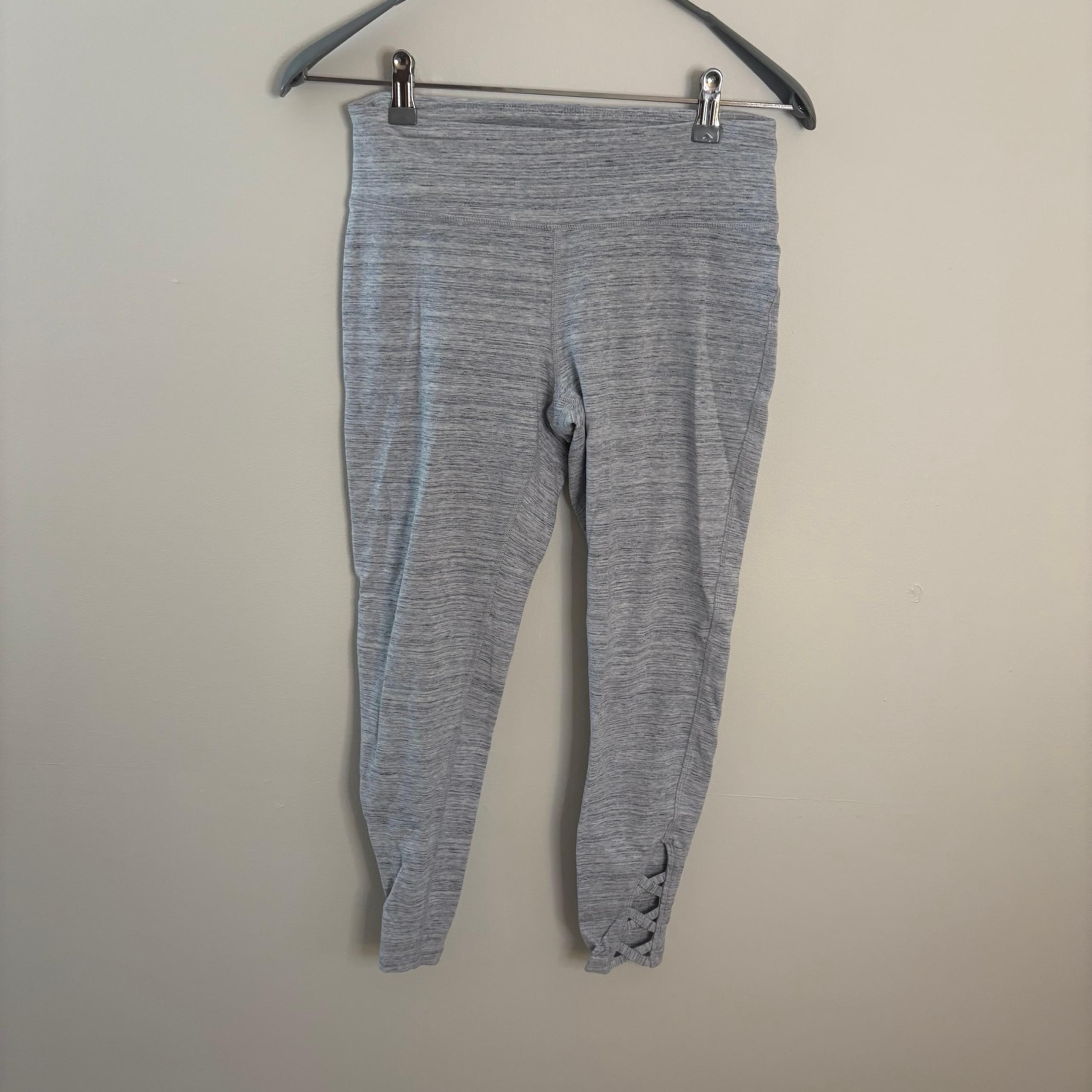 Gap Fit Women’s Medium Leggings performance Cotton Capri