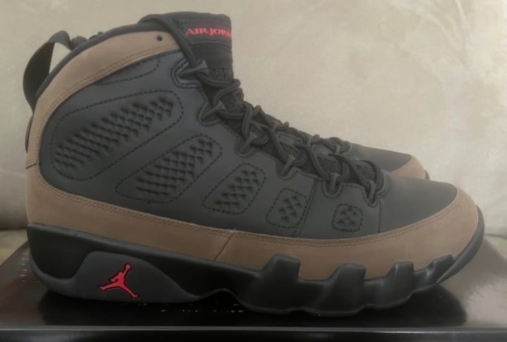 Jordan 9 retro size 10